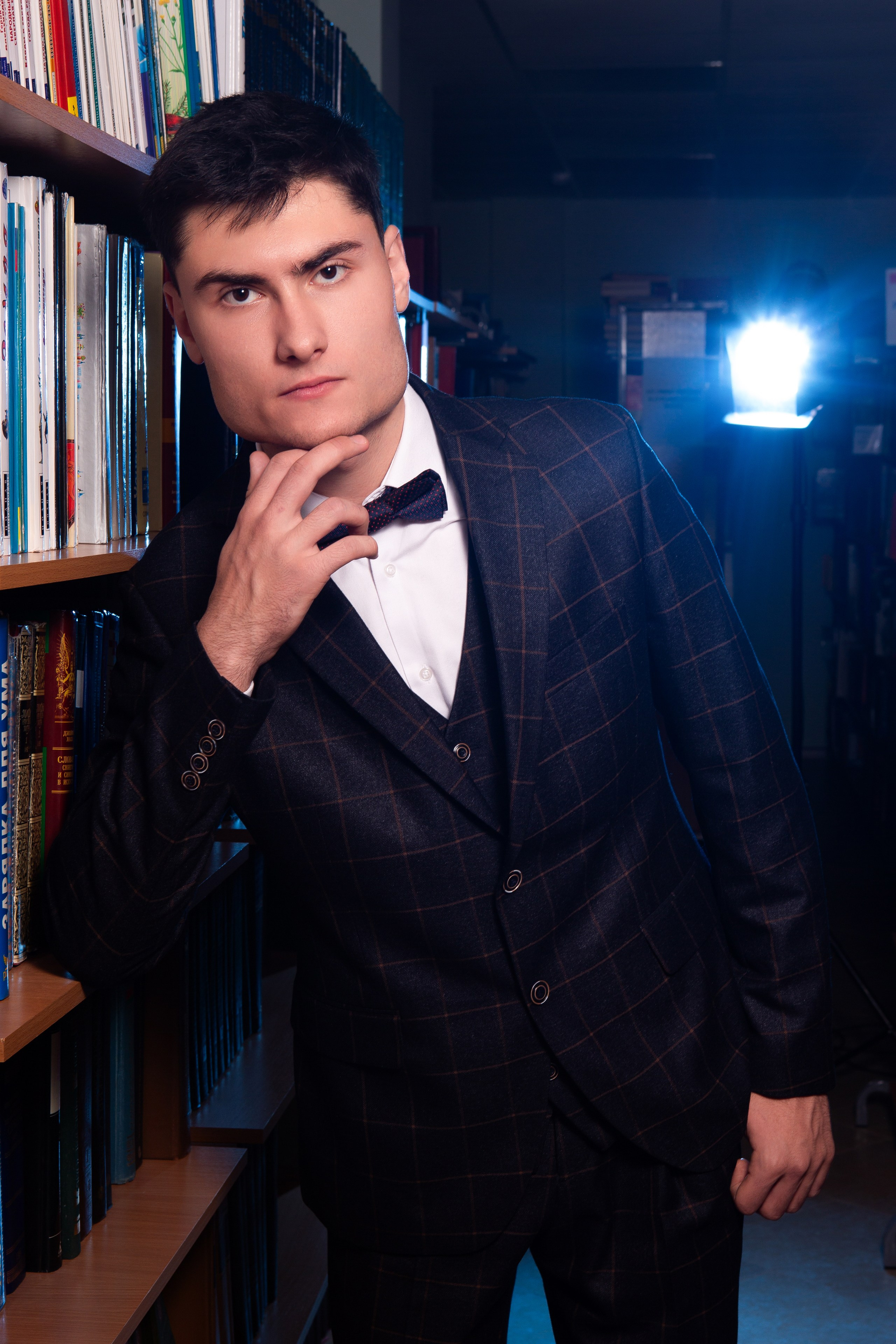 Съемка в библиотеке для 11 класса #2. Профессиональный фотограф в Мценске и Орловской области