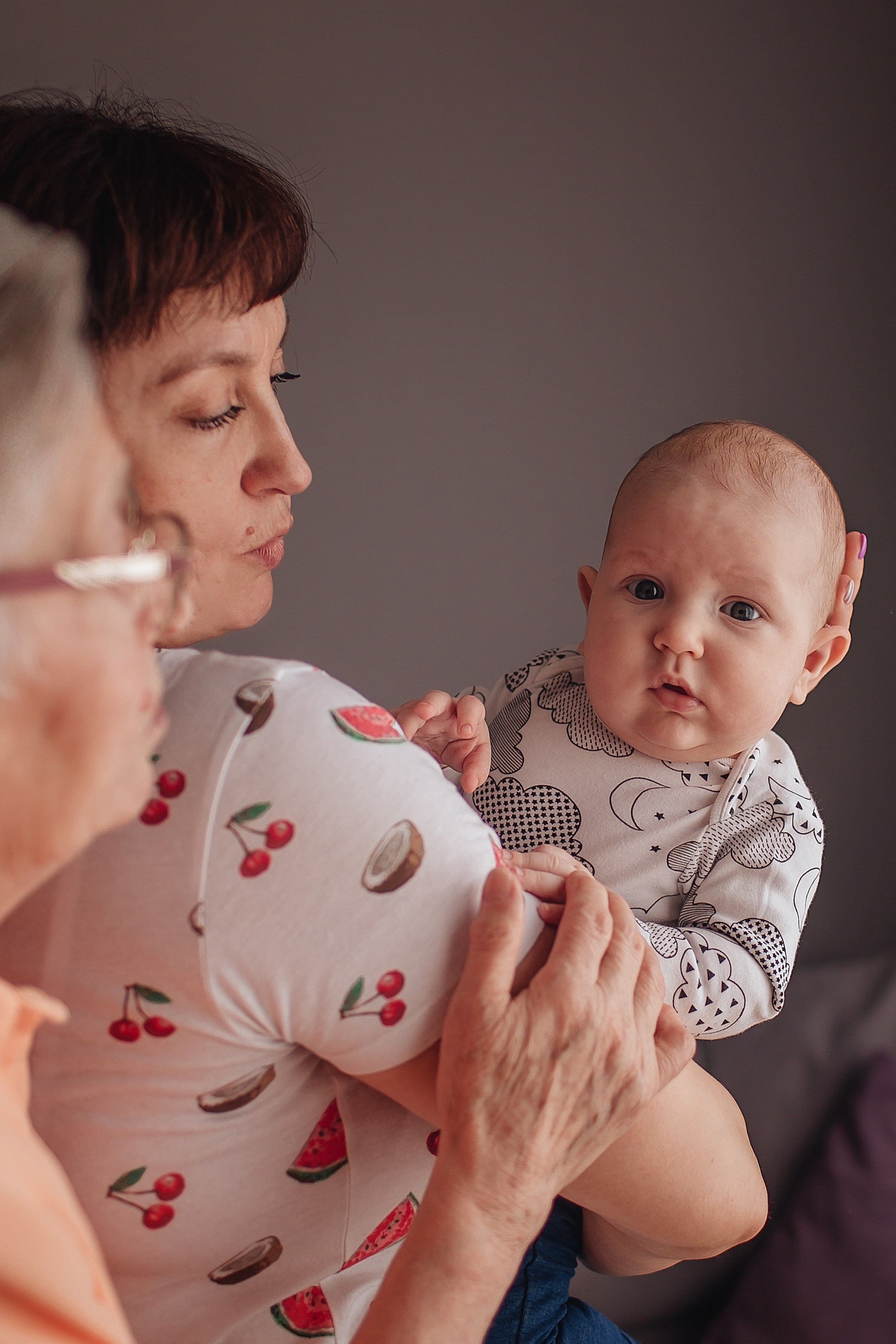 Четыре поколения. Домашнее. Свадебный и семейный фотограф Спб Бошман Ирина
