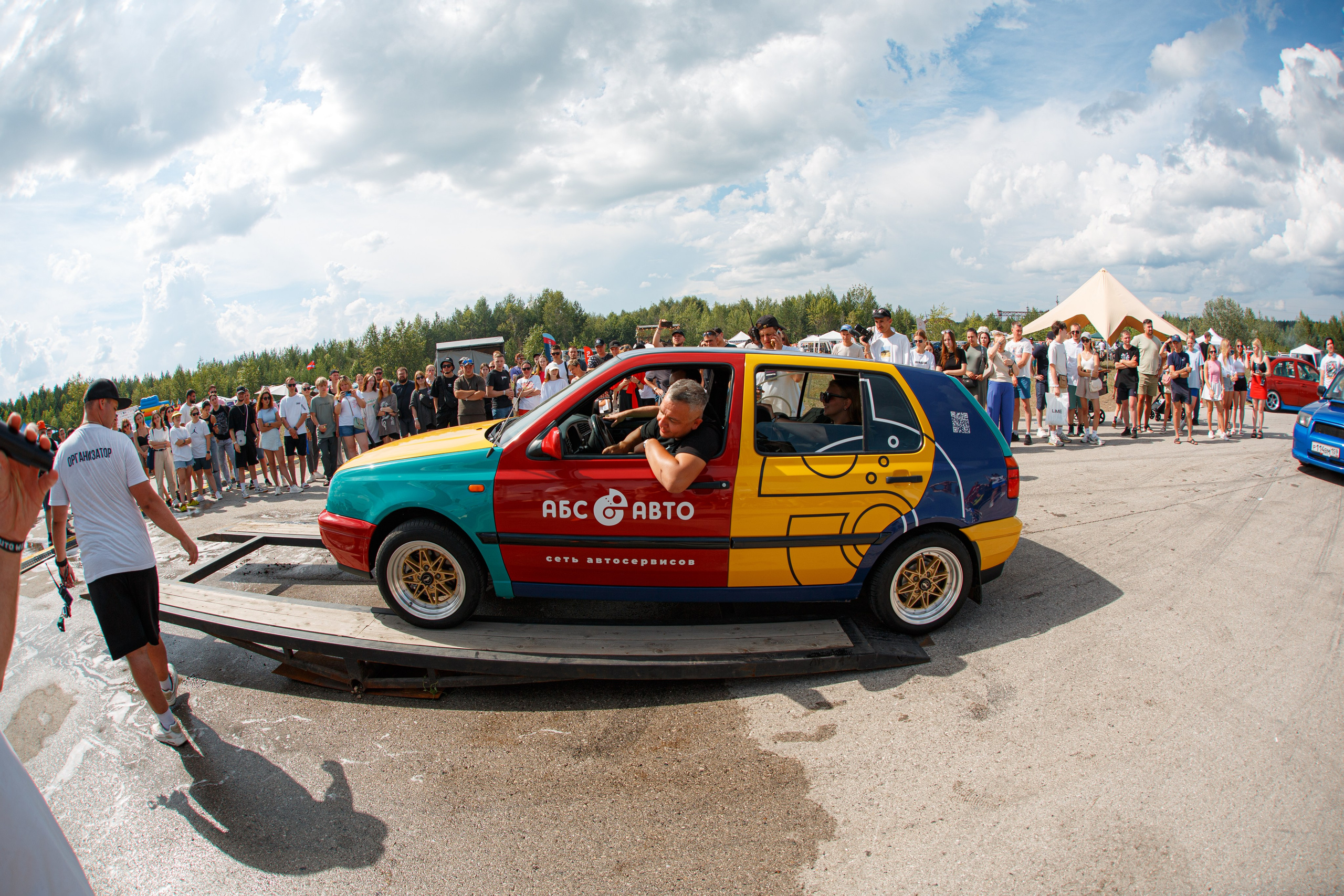Perm Auto Weekend 2024. Фотограф в Пермском крае Матвей Раттер