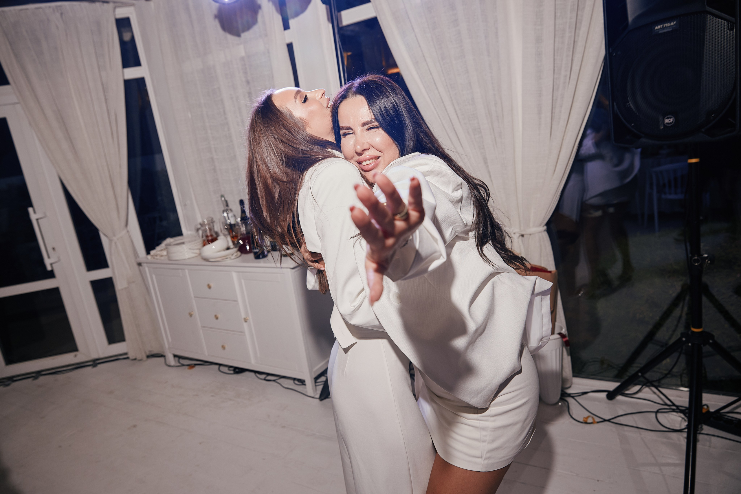 Праздник в ресторане FAMILIA 11.07. Свадебный репортажный фотограф краснодар максим дремов дрёмов фотосессия студия цена