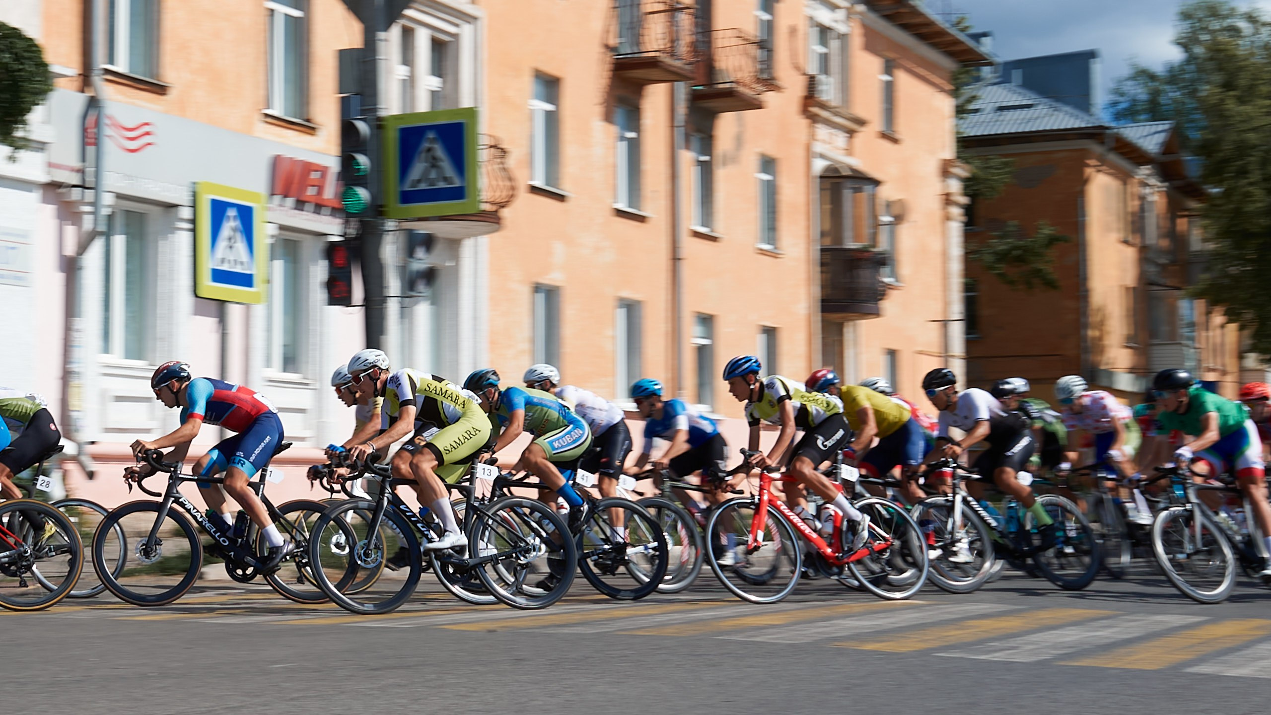 Международная многодневная гонка «Тур России». 4 этап. Воткинск 14.07. Спортивный репортажный фотограф в Ижевске Сергей Мерзляков