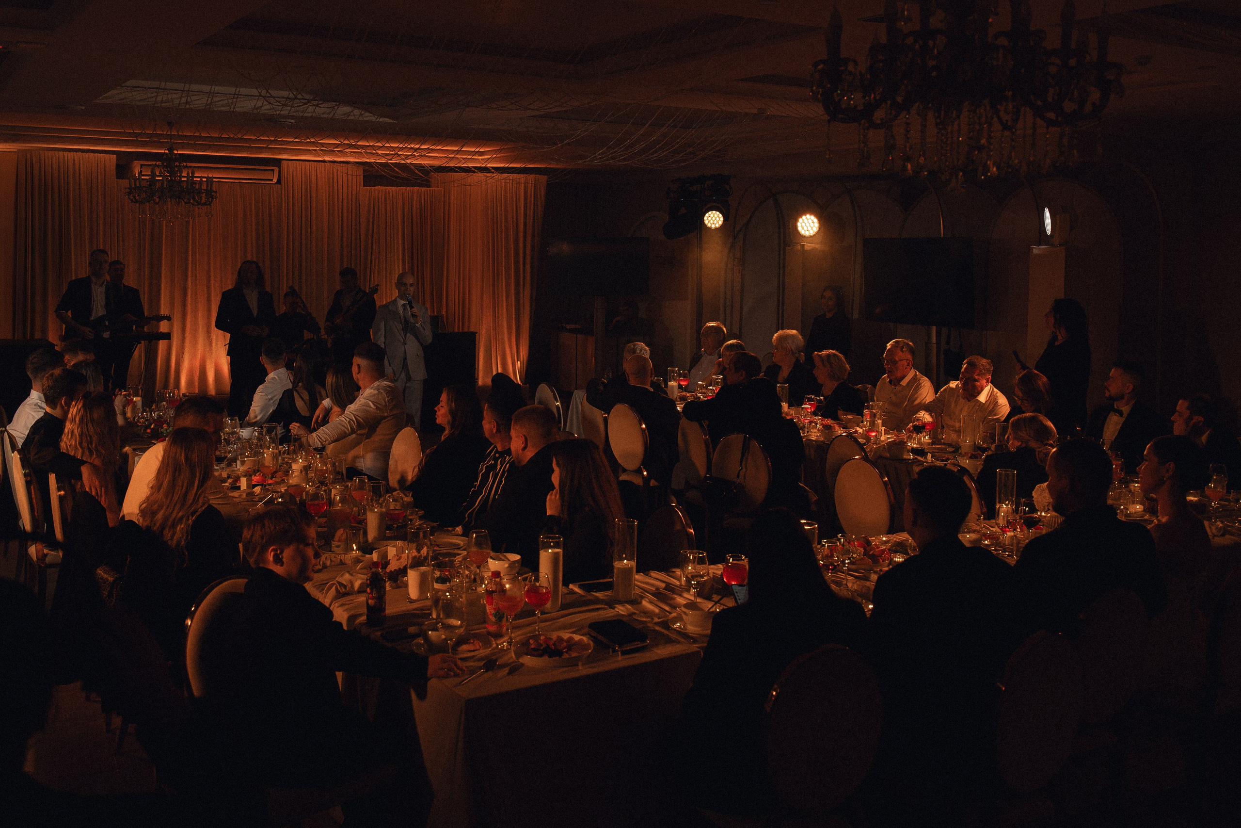 Дмитрий и Рената. Организатор и координатор свадеб и других мероприятий в городе Набережные Челны