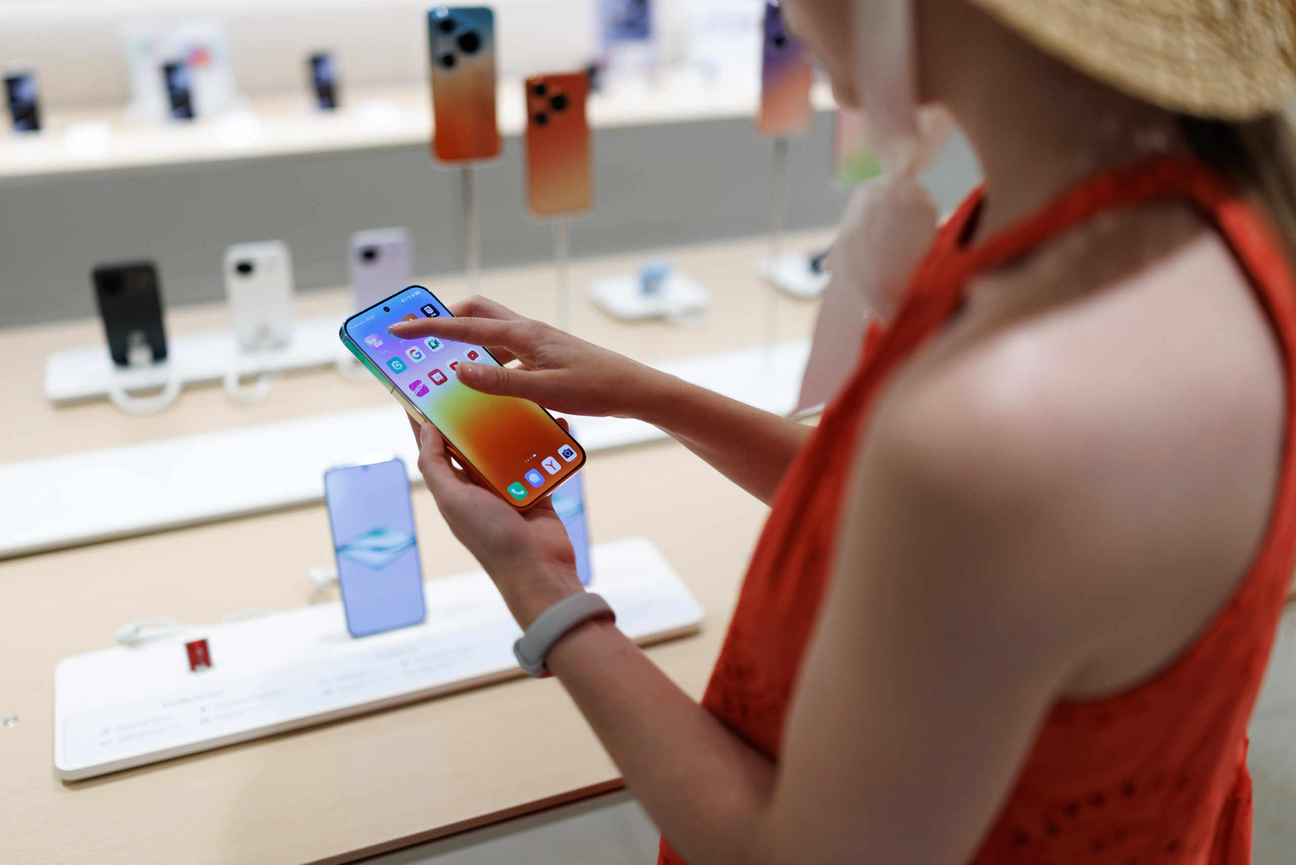 Презентация Huawei pura 90 pro max. Профессиональный репортажный фотограф
