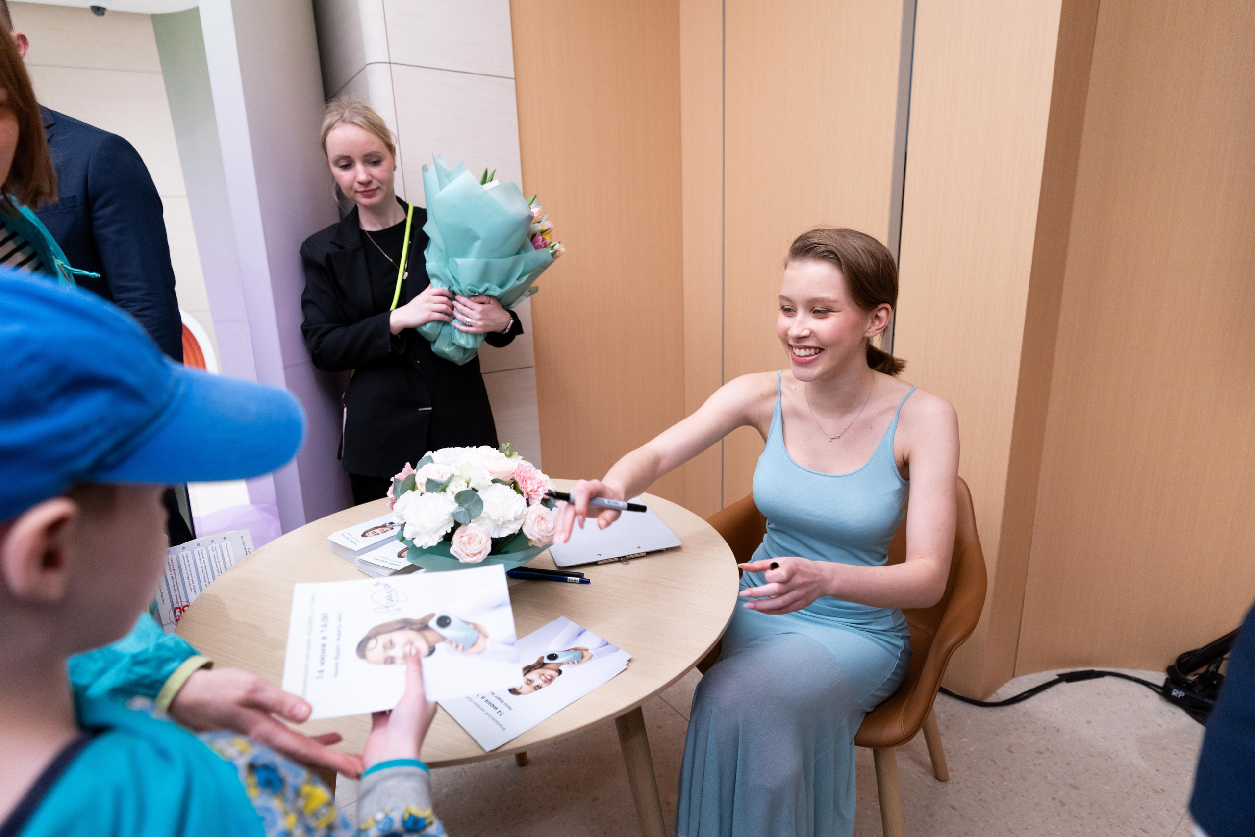 Презентация Huawei nova 15 pro. Профессиональный репортажный фотограф