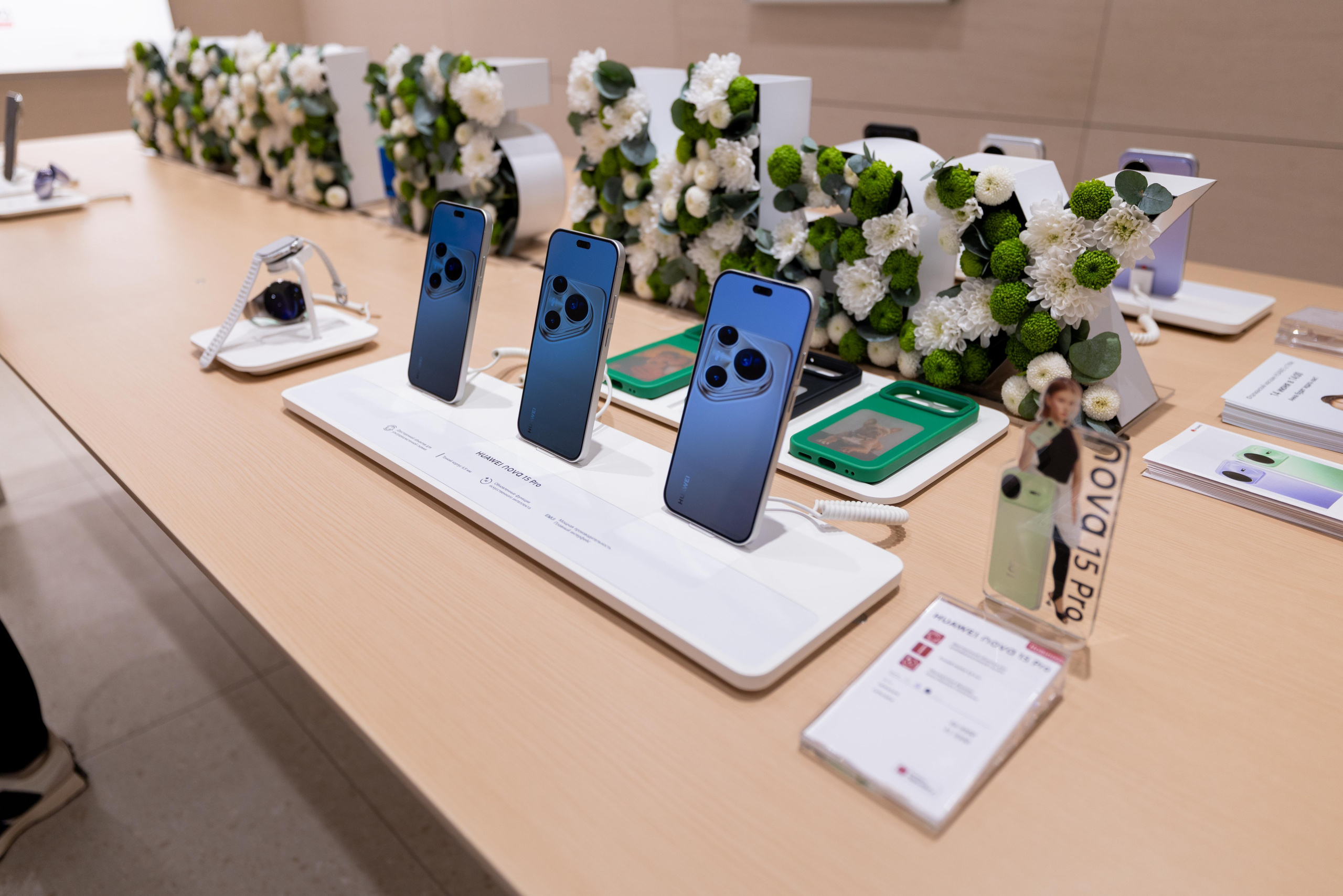 Презентация Huawei nova 15 pro. Профессиональный репортажный фотограф