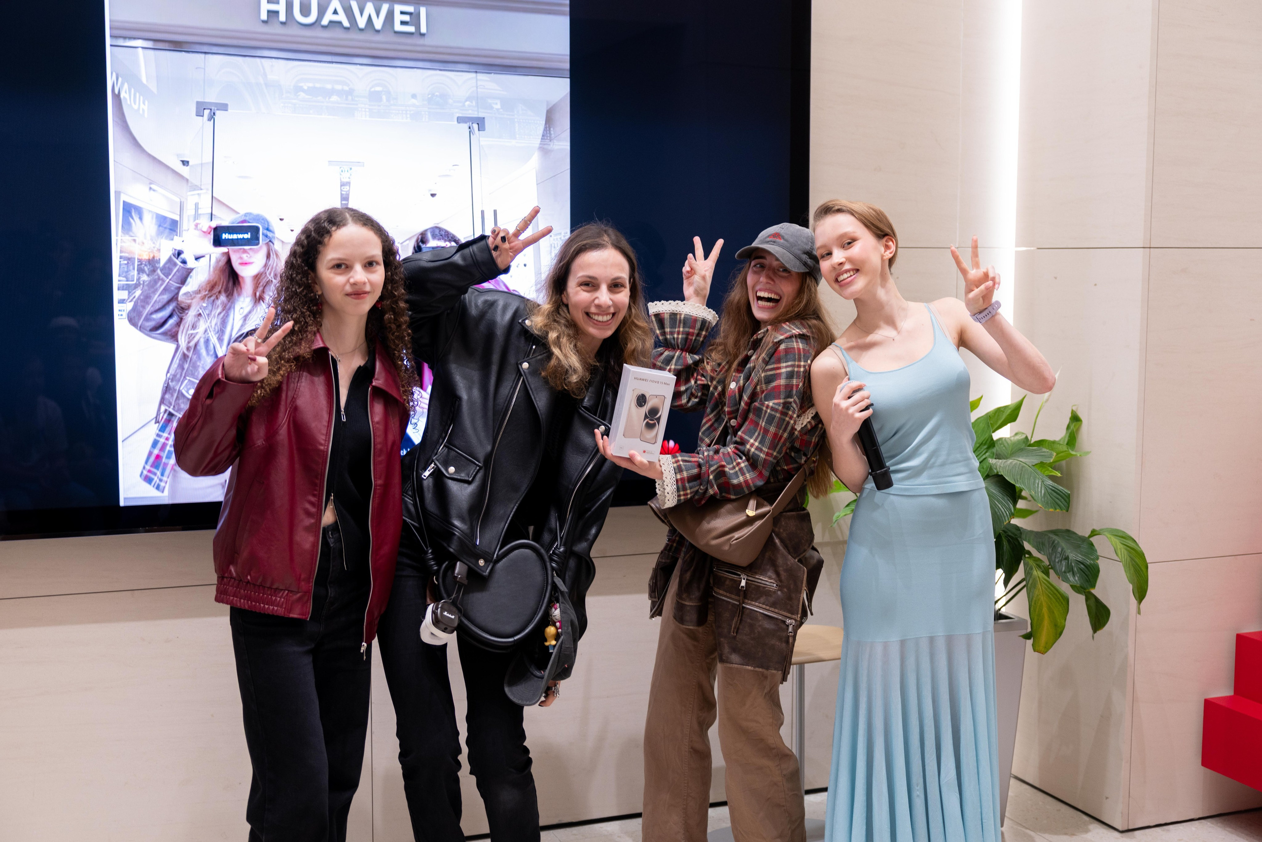 Презентация Huawei nova 15 pro. Профессиональный репортажный фотограф