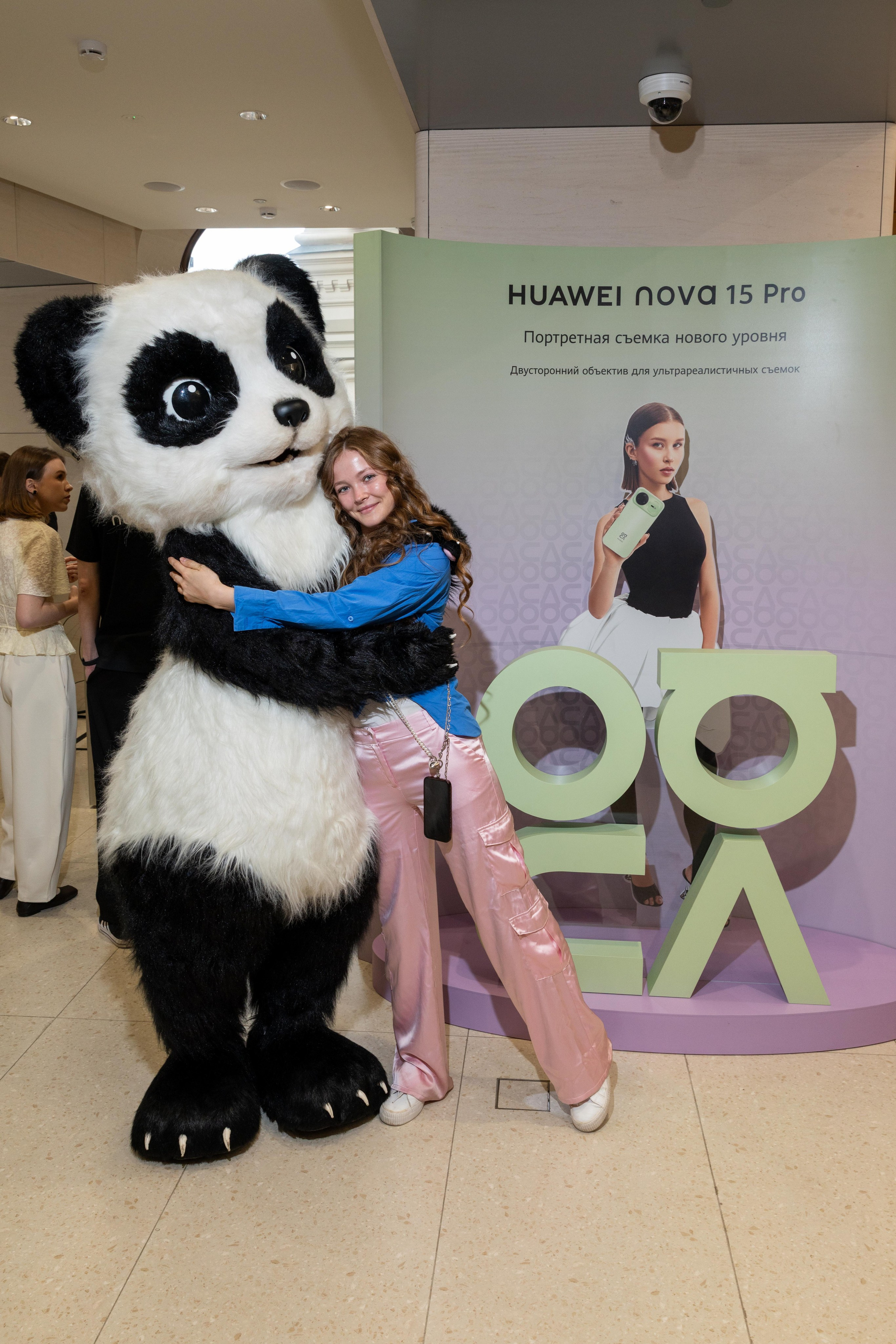 Презентация Huawei nova 15 pro. Профессиональный репортажный фотограф
