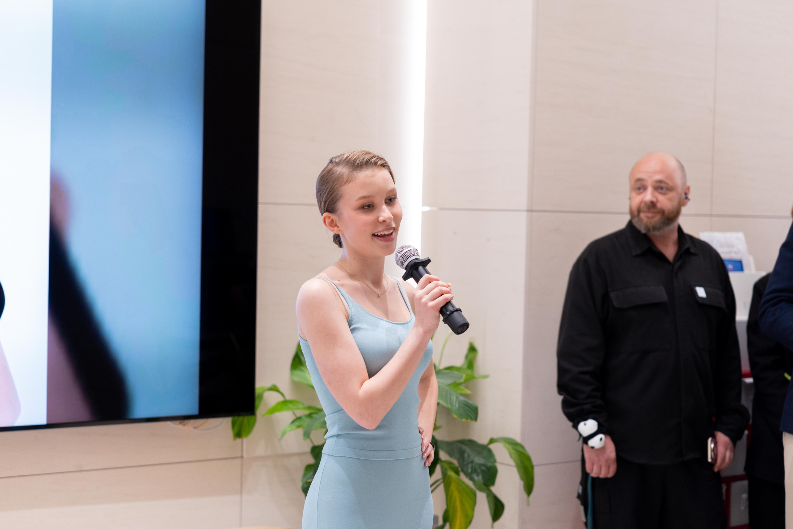 Презентация Huawei nova 15 pro. Профессиональный репортажный фотограф