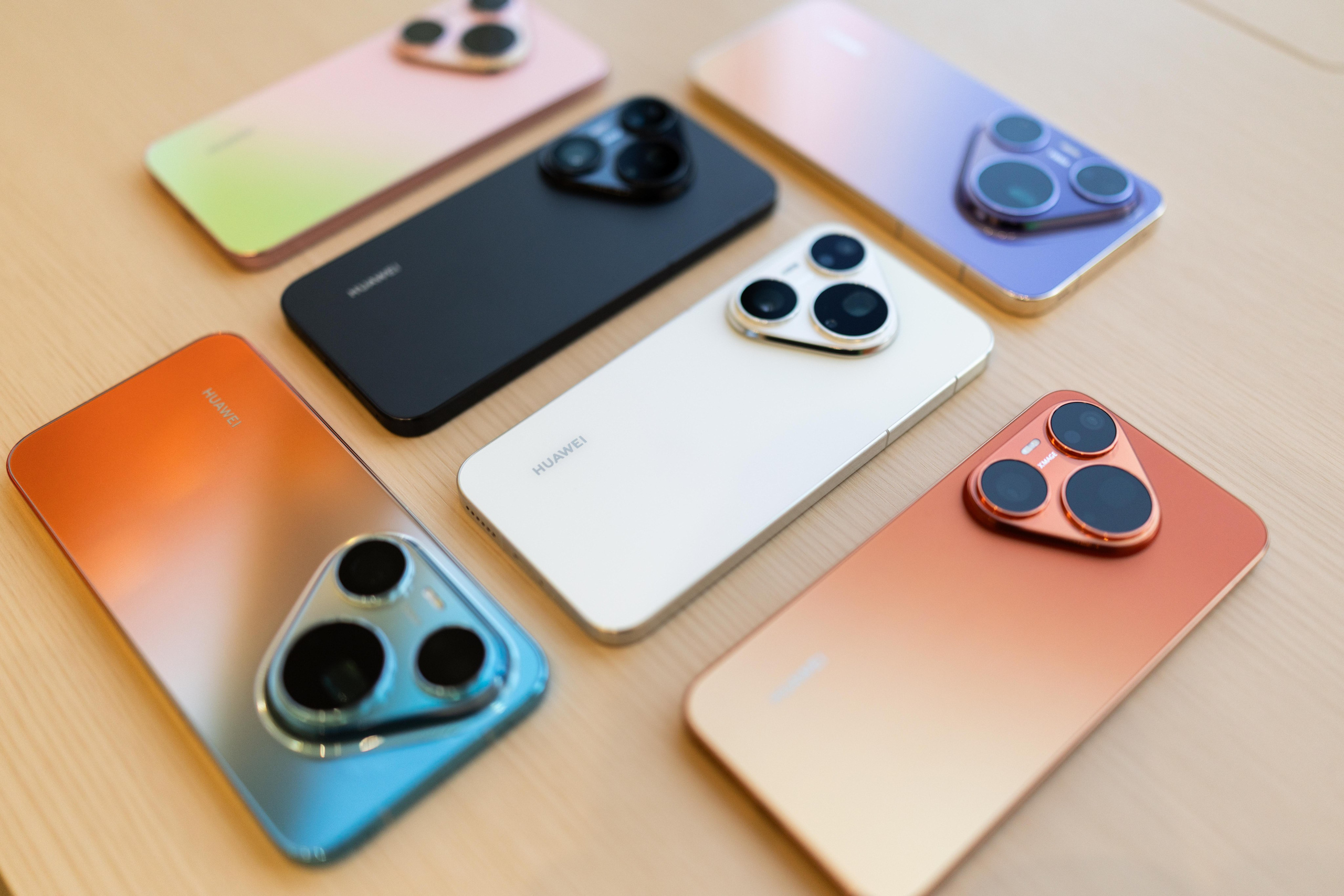 Презентация Huawei pura 90 pro max. Профессиональный репортажный фотограф