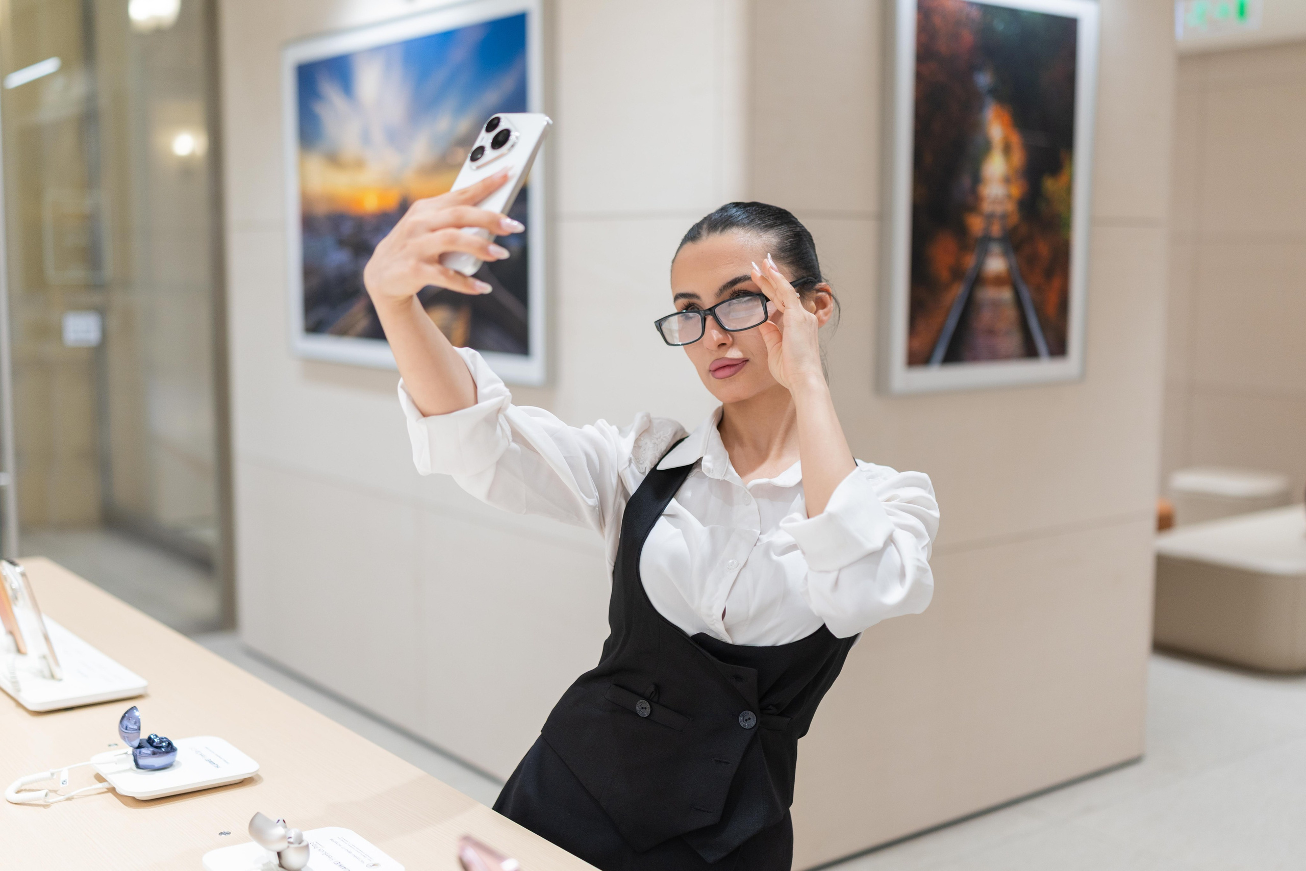 Презентация Huawei pura 90 pro max. Профессиональный репортажный фотограф