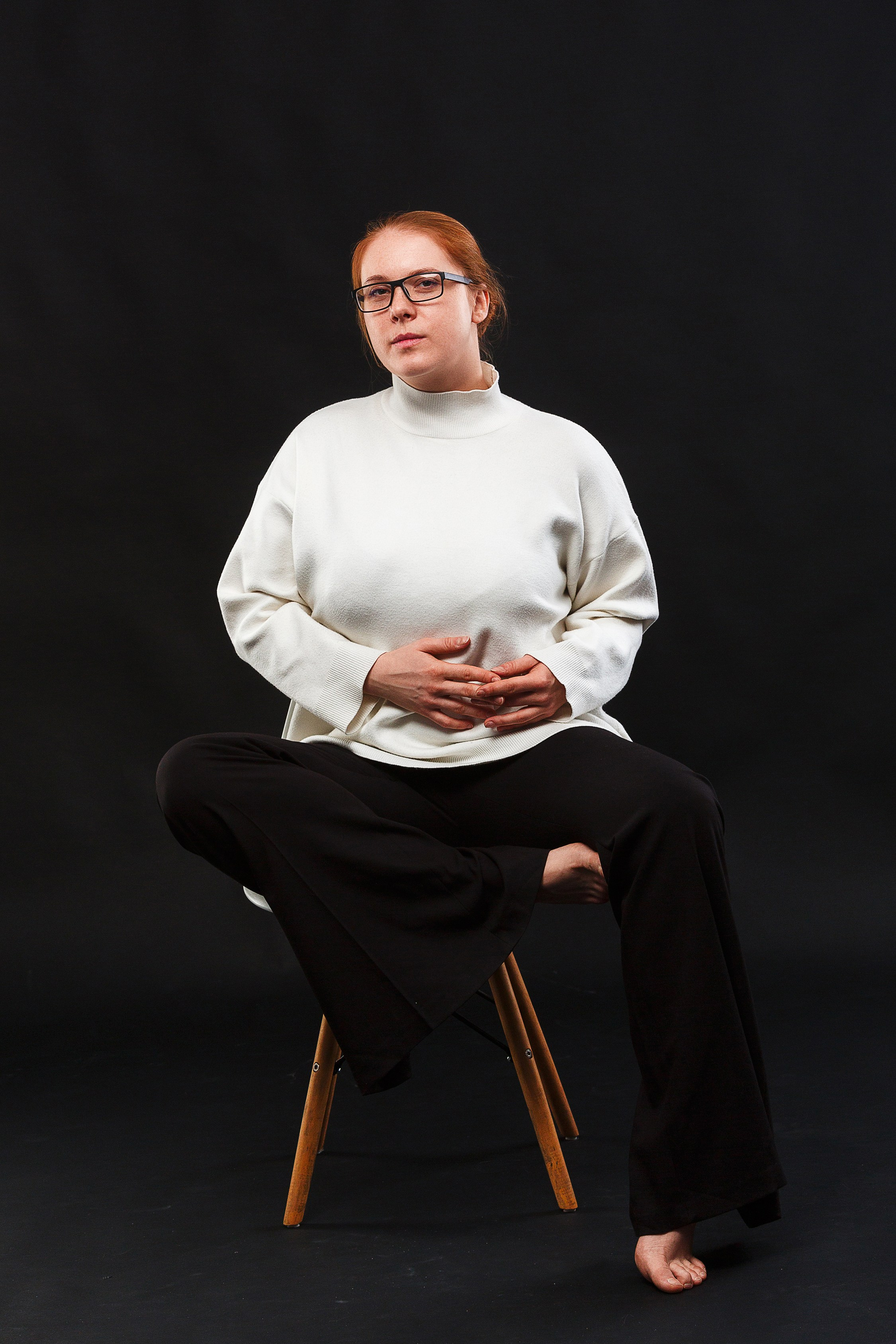 Портретная фотосессия в Санкт-Петербурге. Плюс-сайз модели. Частная фотосъёмка в СПб. Фотограф для резюме. Плюссайз фотограф. Студийная съёмка Plus Size. Фото в стиле ню. Фотограф для девушек. Женская фотосессия на заказ. Фото для сайта знакомств. 