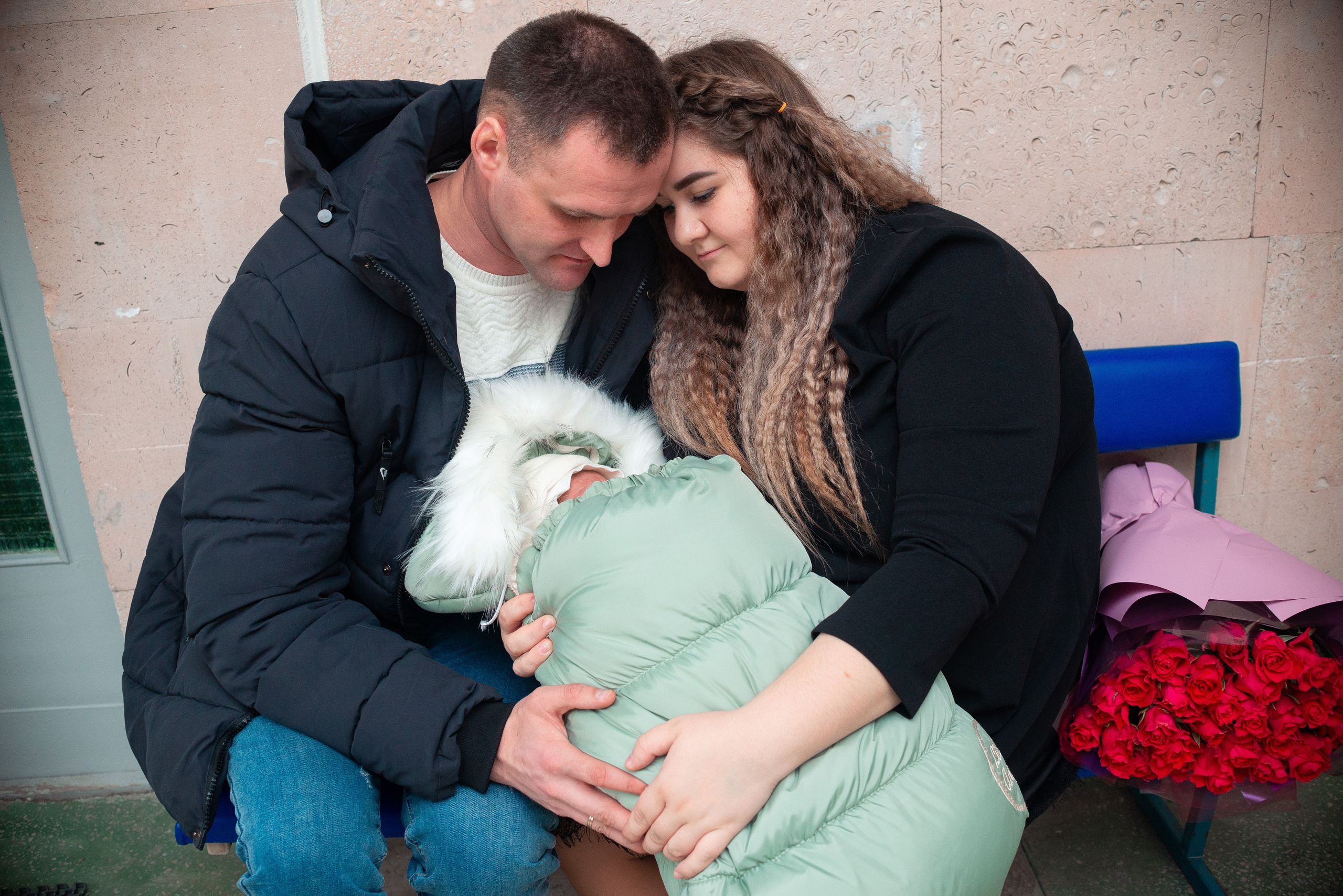 Выписка Алины 1 РД. Семейный фотограф на выписку из роддома и крещение Минск Настя Гришук