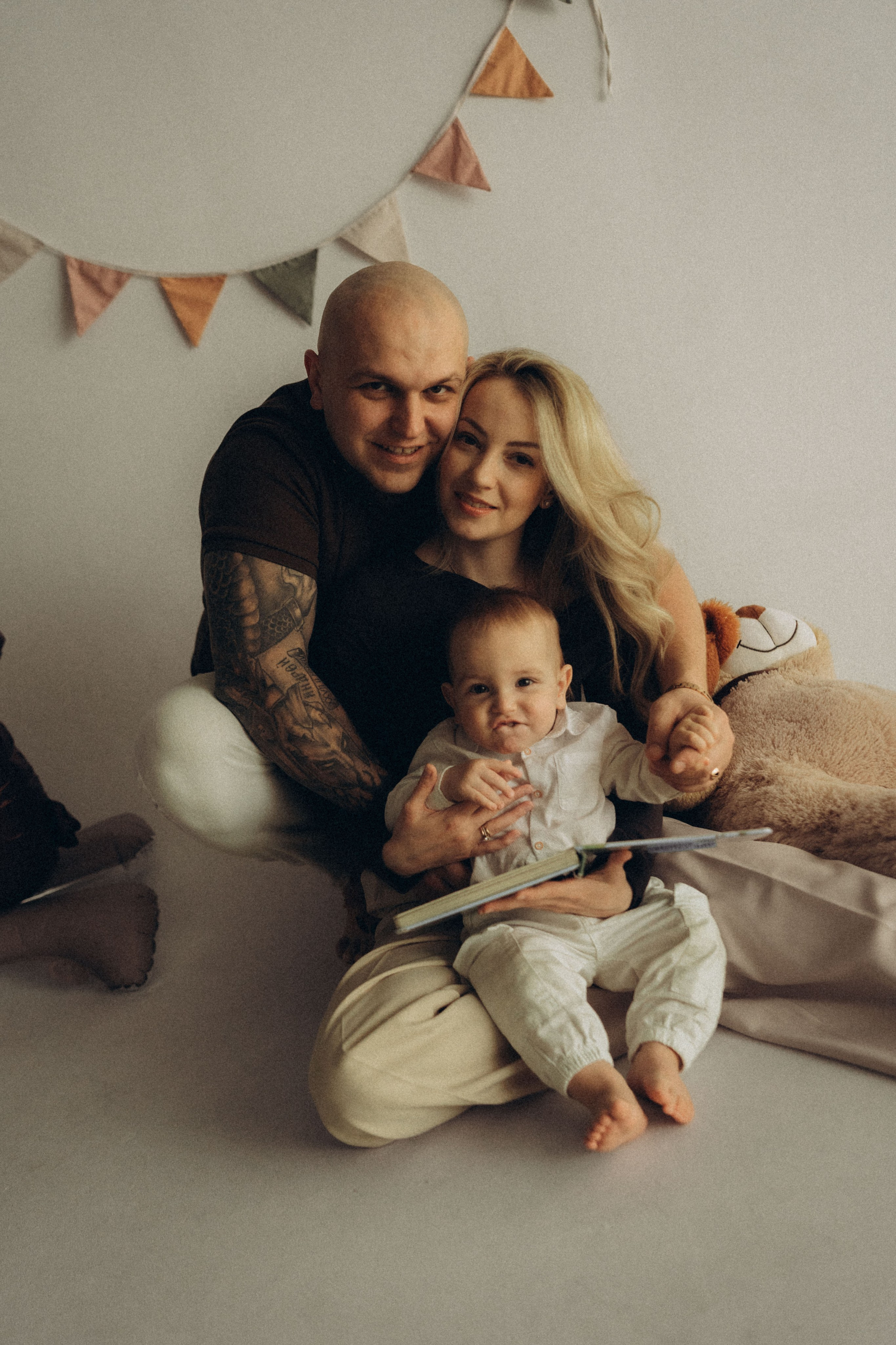 Семейная фотосессия на годик Паша и его родители ❤️. Семейный фотограф Егор Веденин