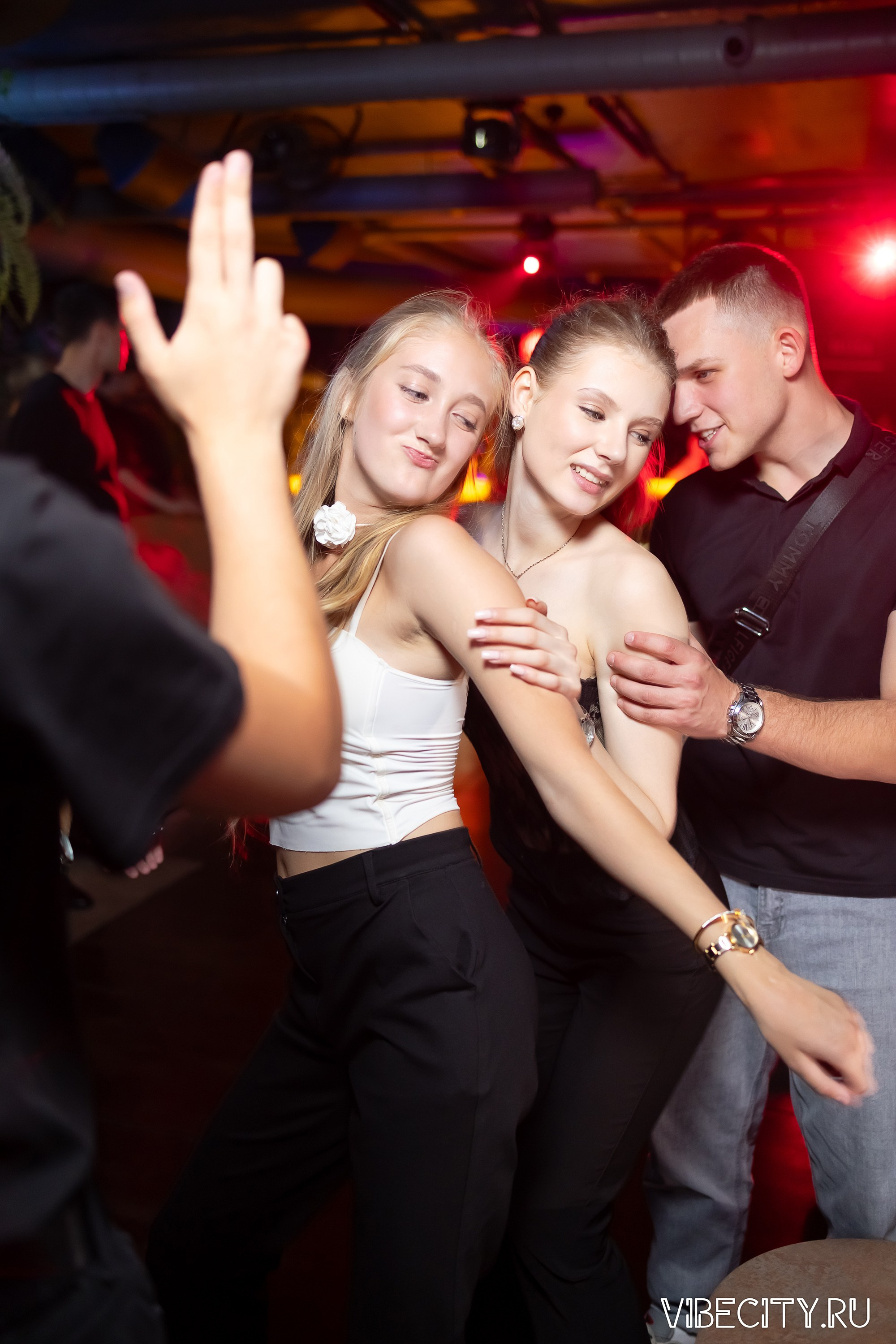 DOUBLE U. VIBECITY.RU Вайб Сити Ру Фоторепортажи Фотоотчеты Калининград