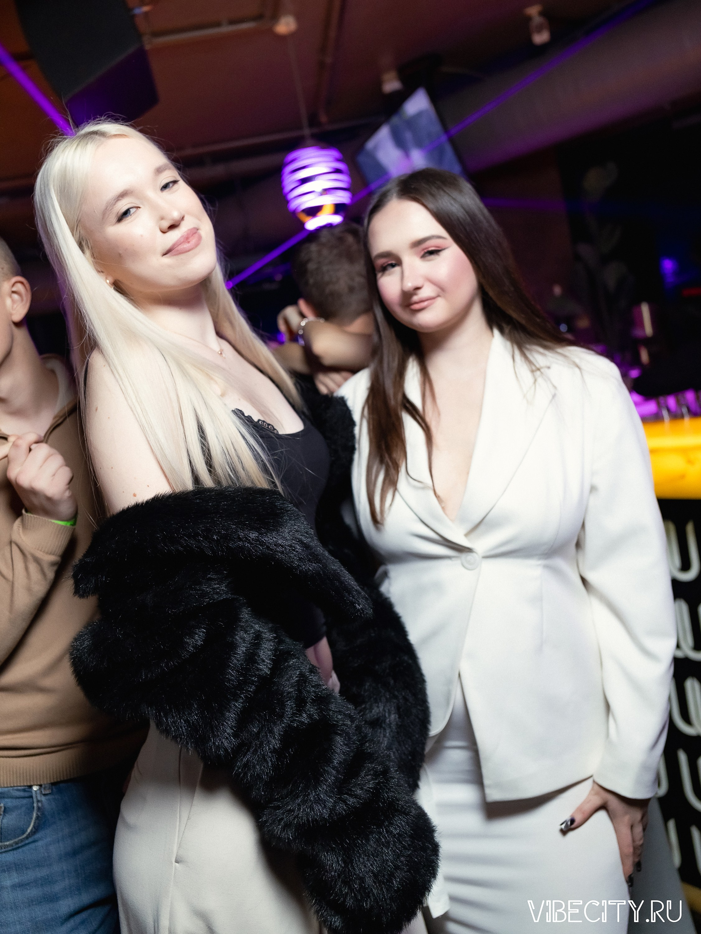 DOUBLE U. VIBECITY.RU Вайб Сити Ру Фоторепортажи Фотоотчеты Калининград