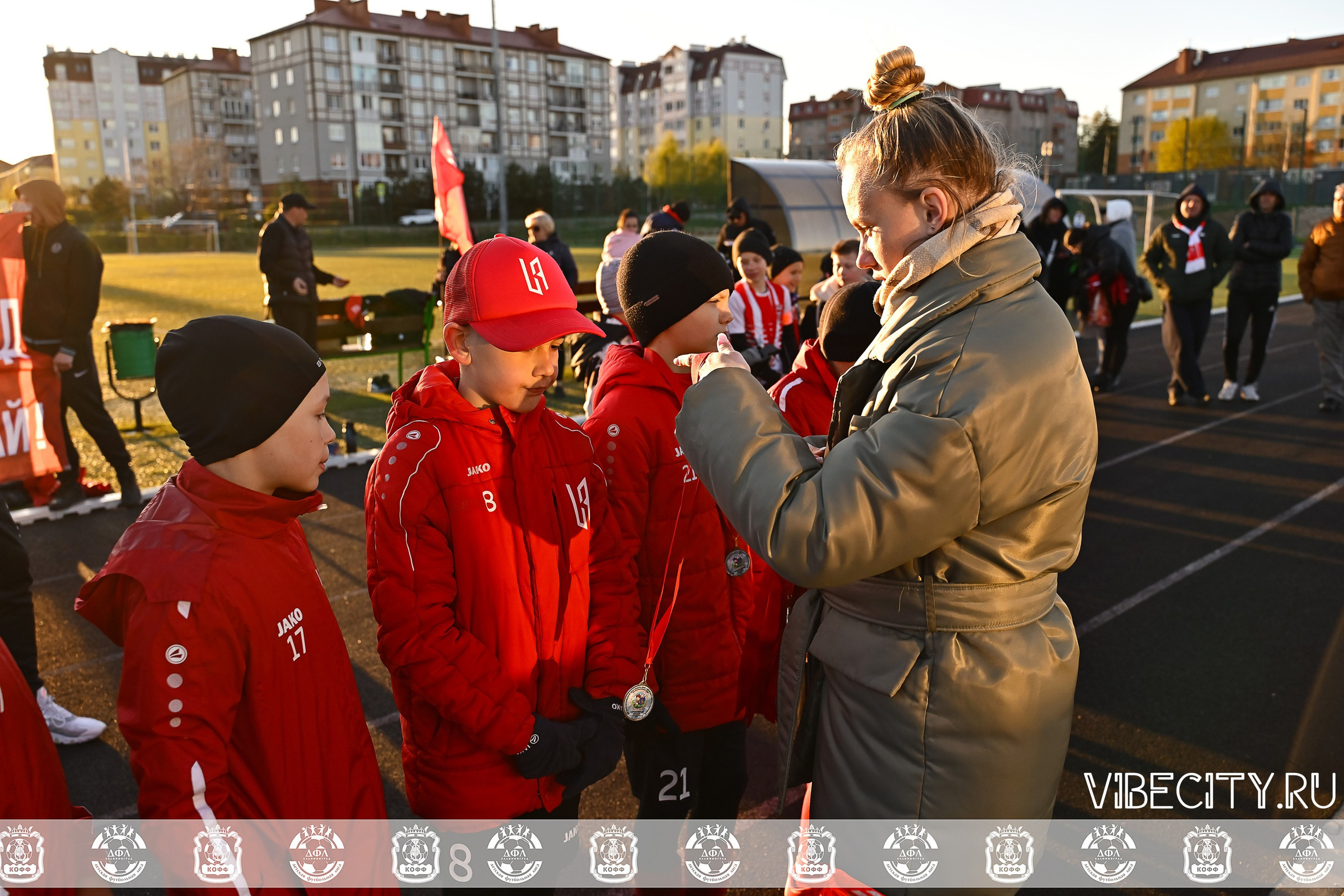 XIV ВСЕРОССИЙСКИЙ ФУТБОЛЬНЫЙ ФЕСТИВАЛЬ «ЗАГРУЗИ СЕБЯ ФУТБОЛОМ!». VIBECITY.RU Вайб Сити Ру Фоторепортажи Фотоотчеты Калининград
