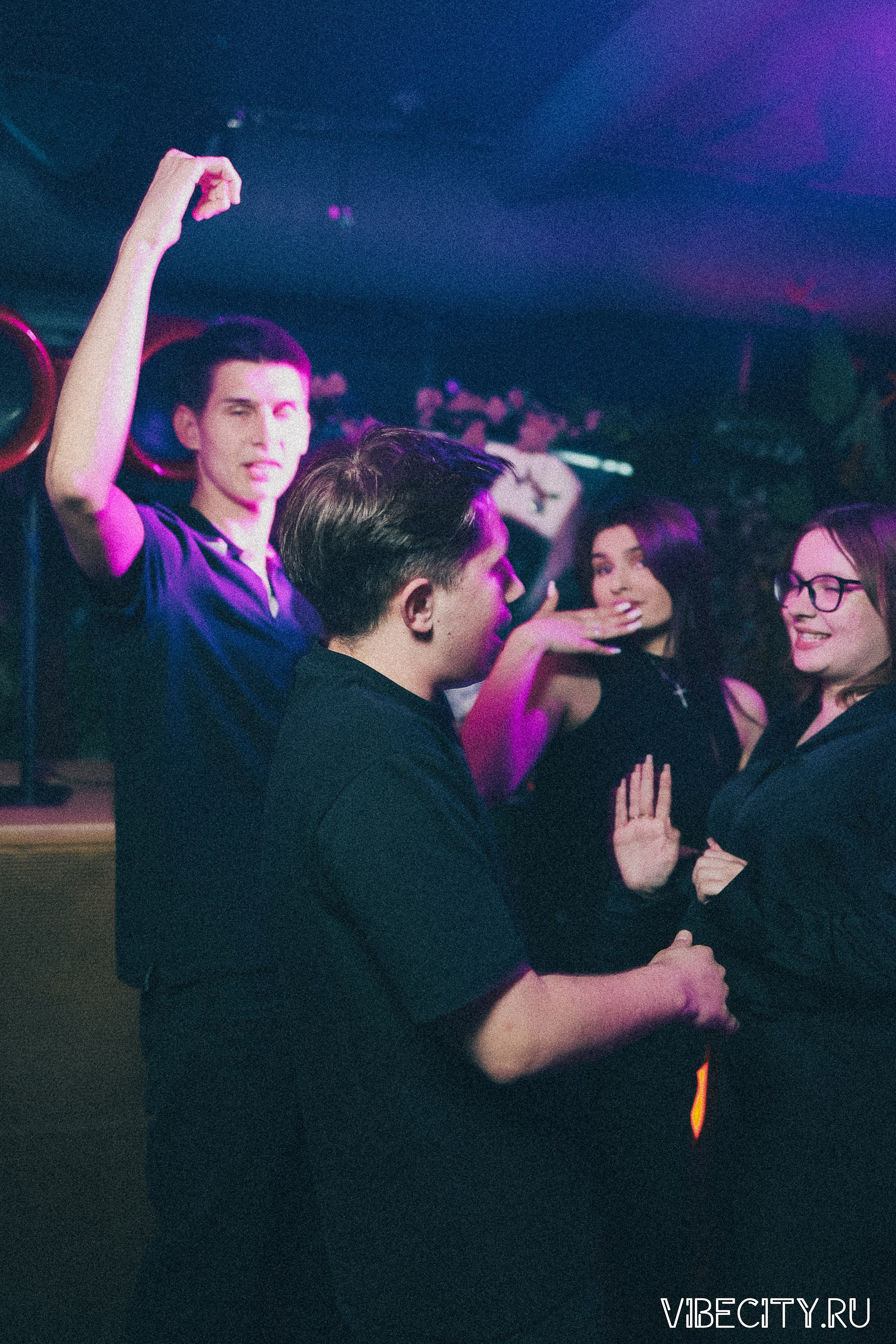 DOUBLE U. VIBECITY.RU Вайб Сити Ру Фоторепортажи Фотоотчеты Калининград