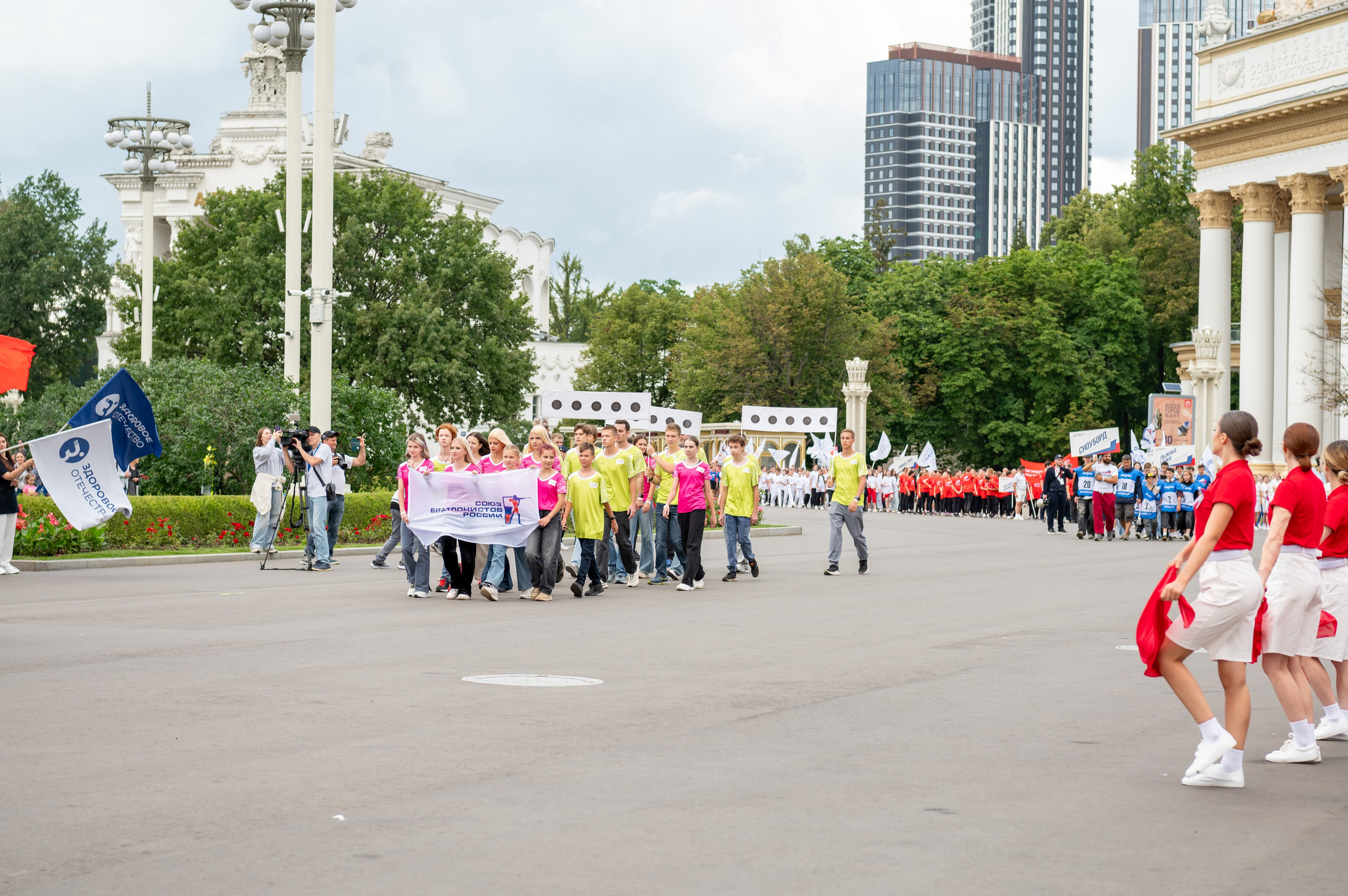Спортивное шествие посвященное Дню физкультурника!. Детский и семейный фотограф г. Москва Оксана Катаджи