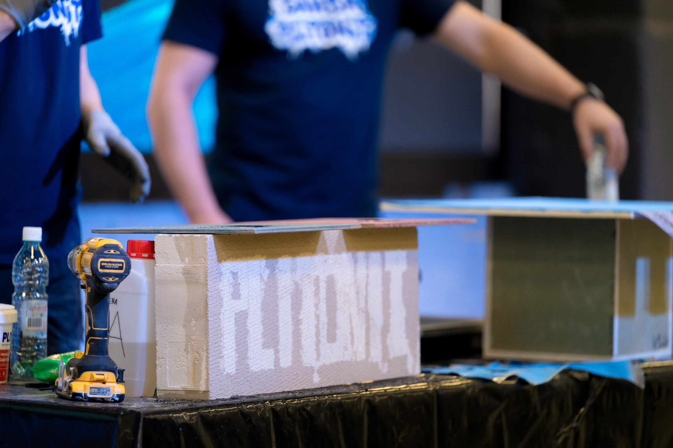 Форум от компании строительных материалов «Plitonit». Репортажный фотограф