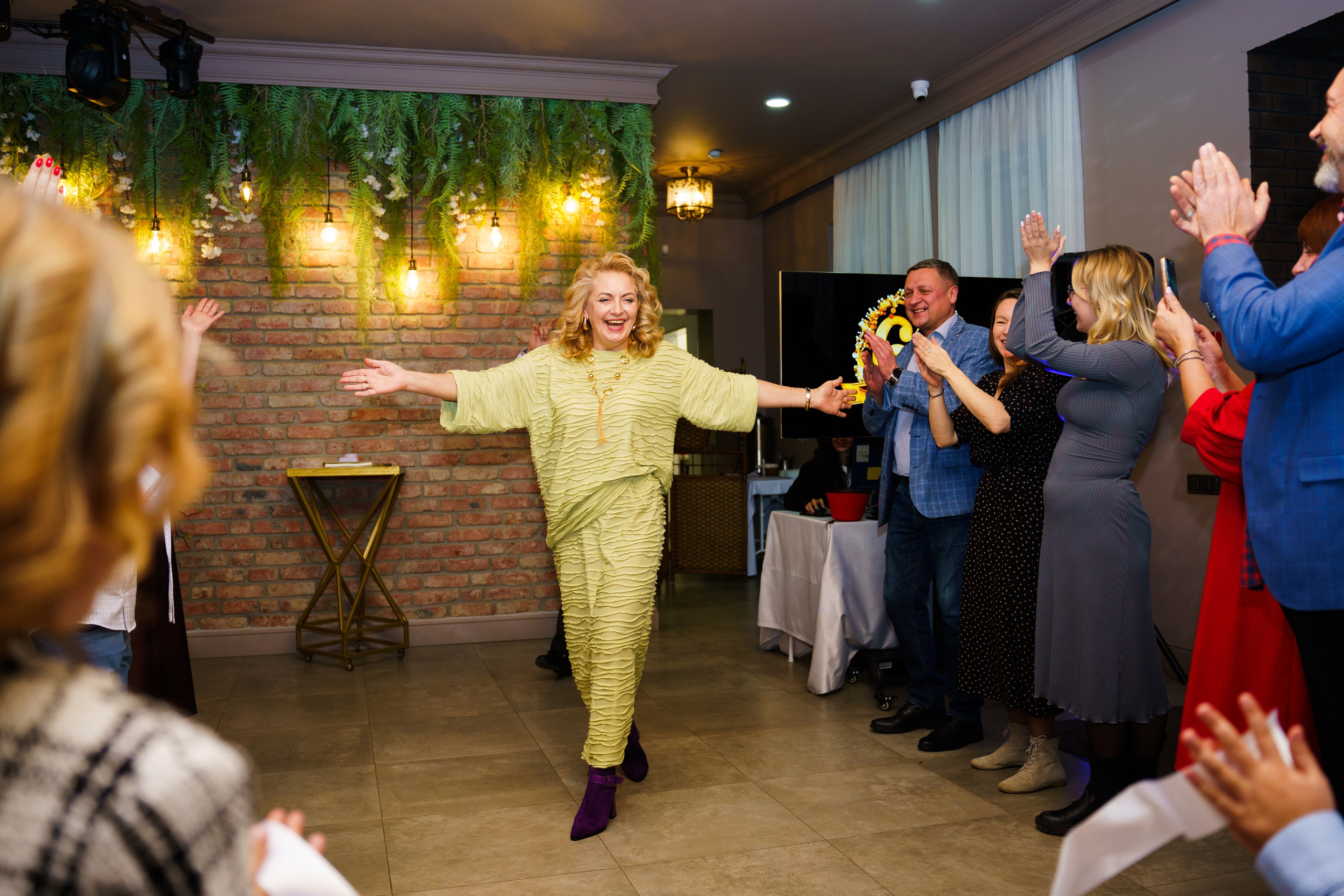 День рождения Светланы. Видеограф и Фотограф в Челябинске Ксения и Владимир Рюмины