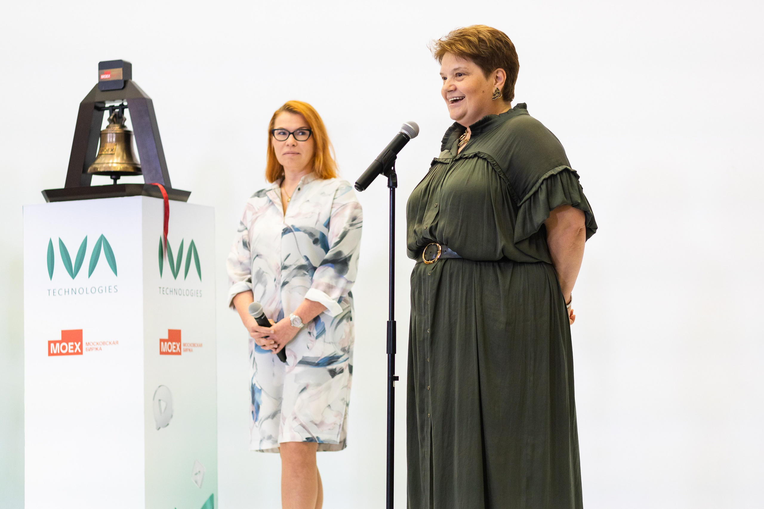 IVA на Московской бирже. Свадебный и портретный фотограф в Королёве Сергей Чихарев