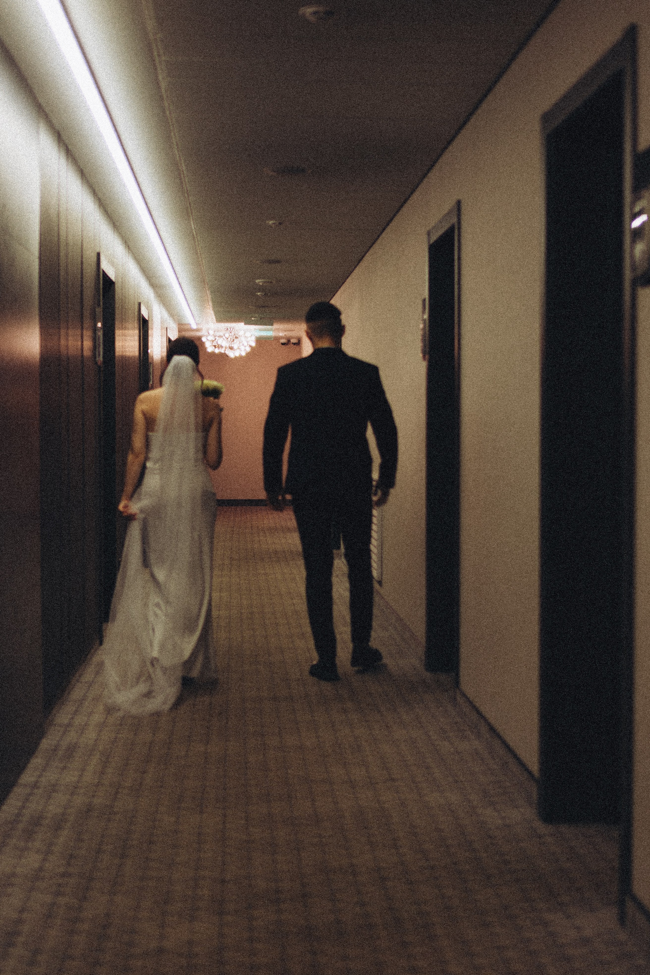 СВАДЕБНАЯ СЬЕМКА СБОРОВ ЖЕНИХА И НЕВЕСТЫ В ОТЕЛЕ И ТАКЖЕ ФОТОСЕССИИЯ В ОТЕЛЕЕ МЕГАПОЛИС БРЯНСК. Профессиональный фотограф, Санкт-Петербург — Виктория Богомолова