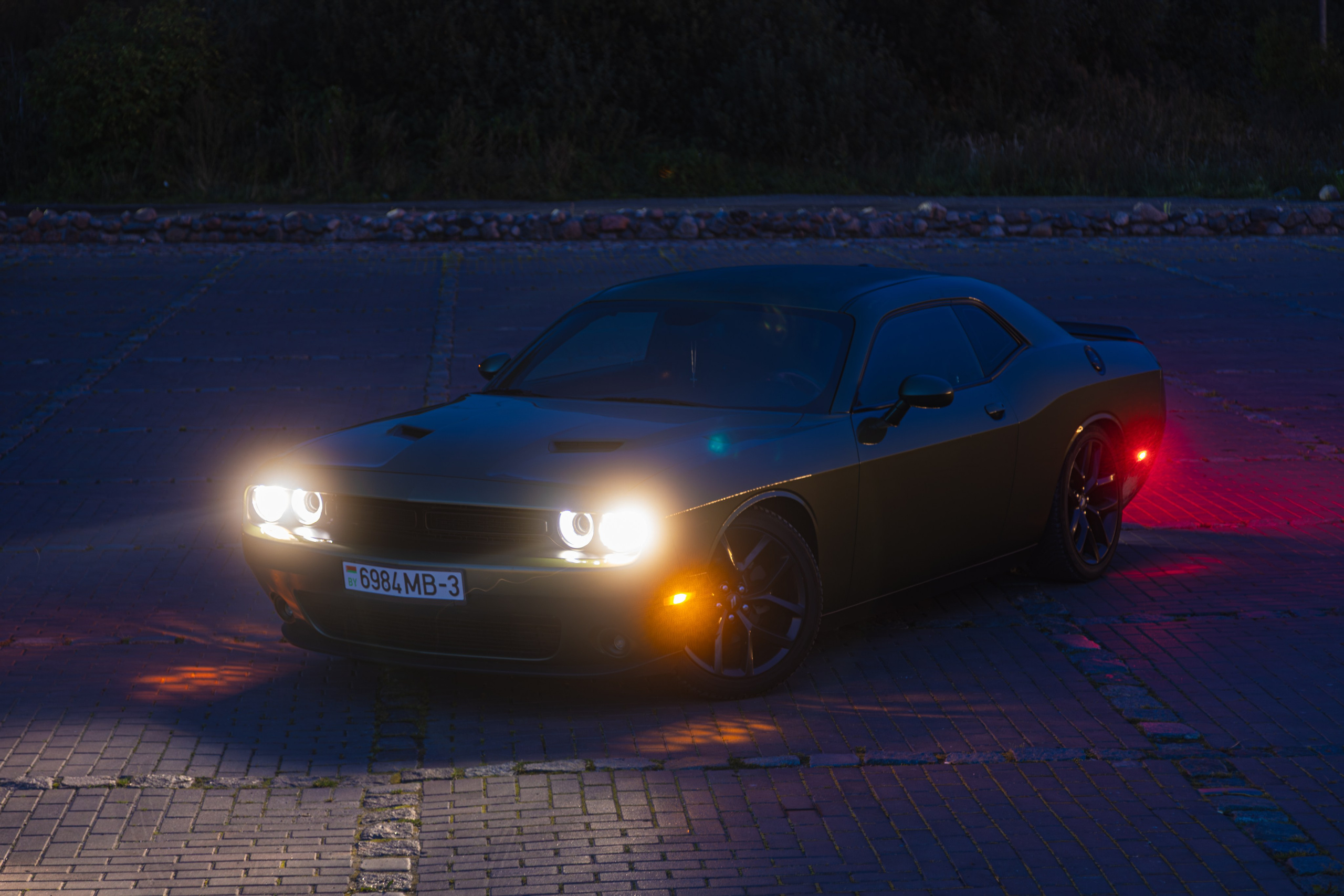 Partner Rent — Dodge Challenger. — Digital Noise —