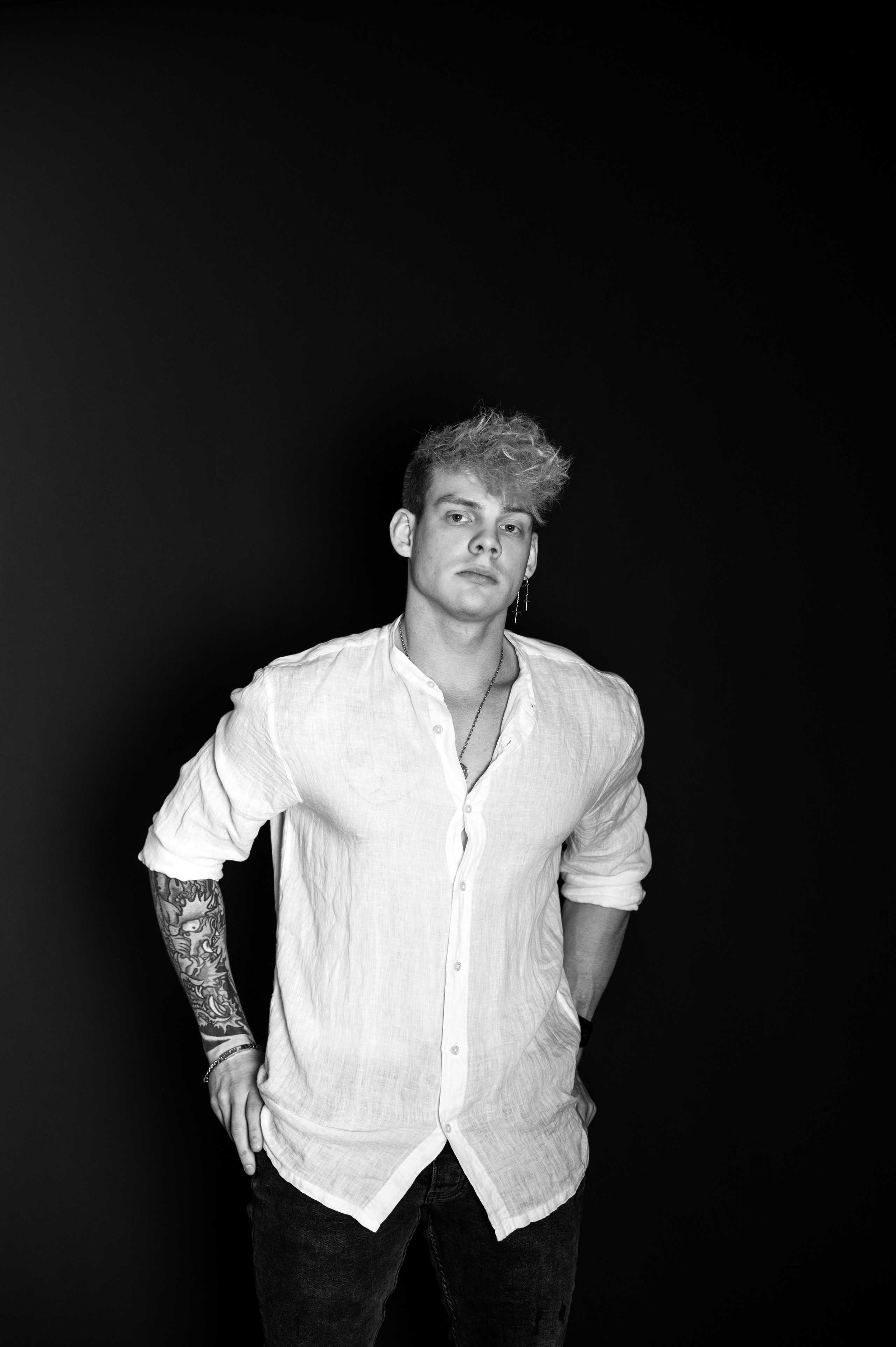 Лёша. Главная