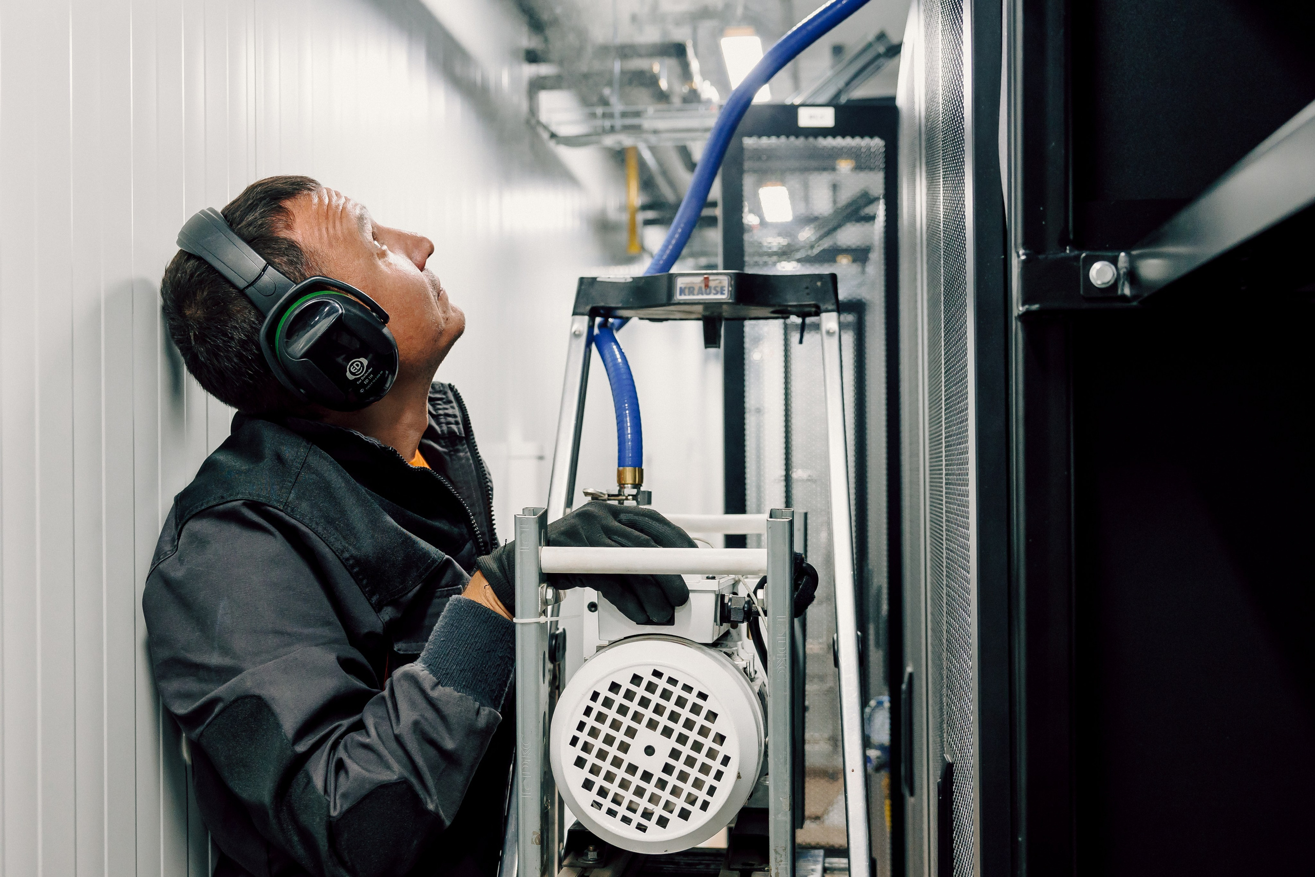 Datark — Совещание и производство. Лёшка Варзегов — фотограф