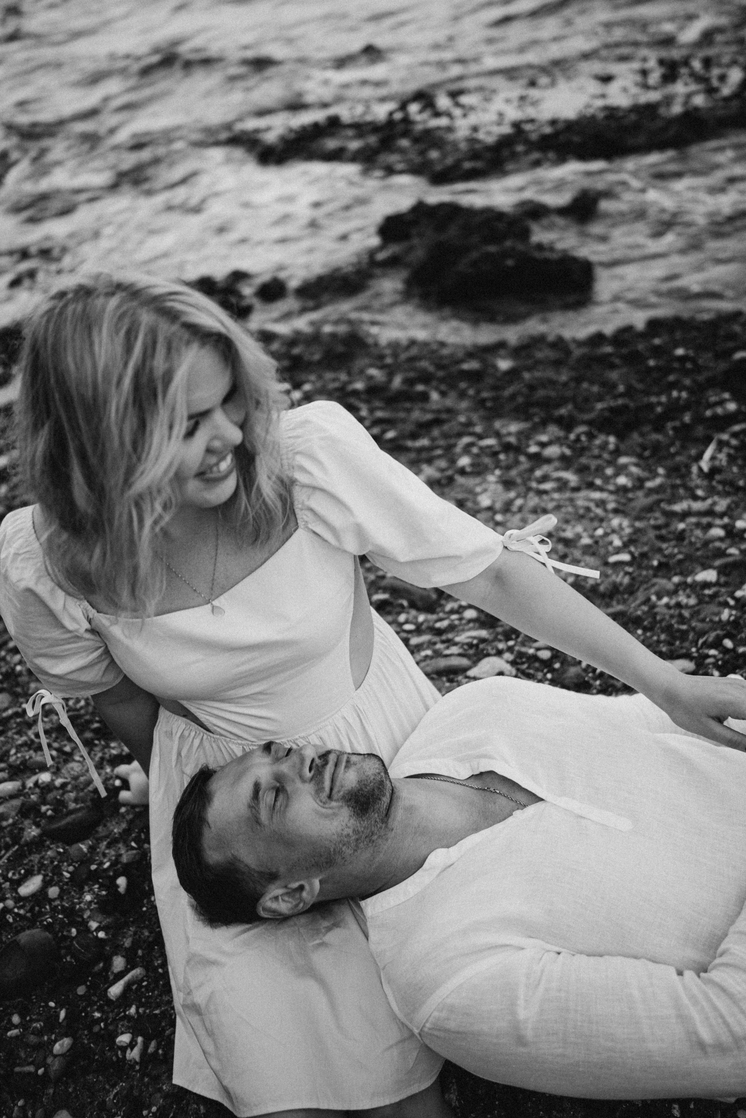 Съемка пары на море. Портретный и свадебный фотограф в Тбилиси • xeniqo