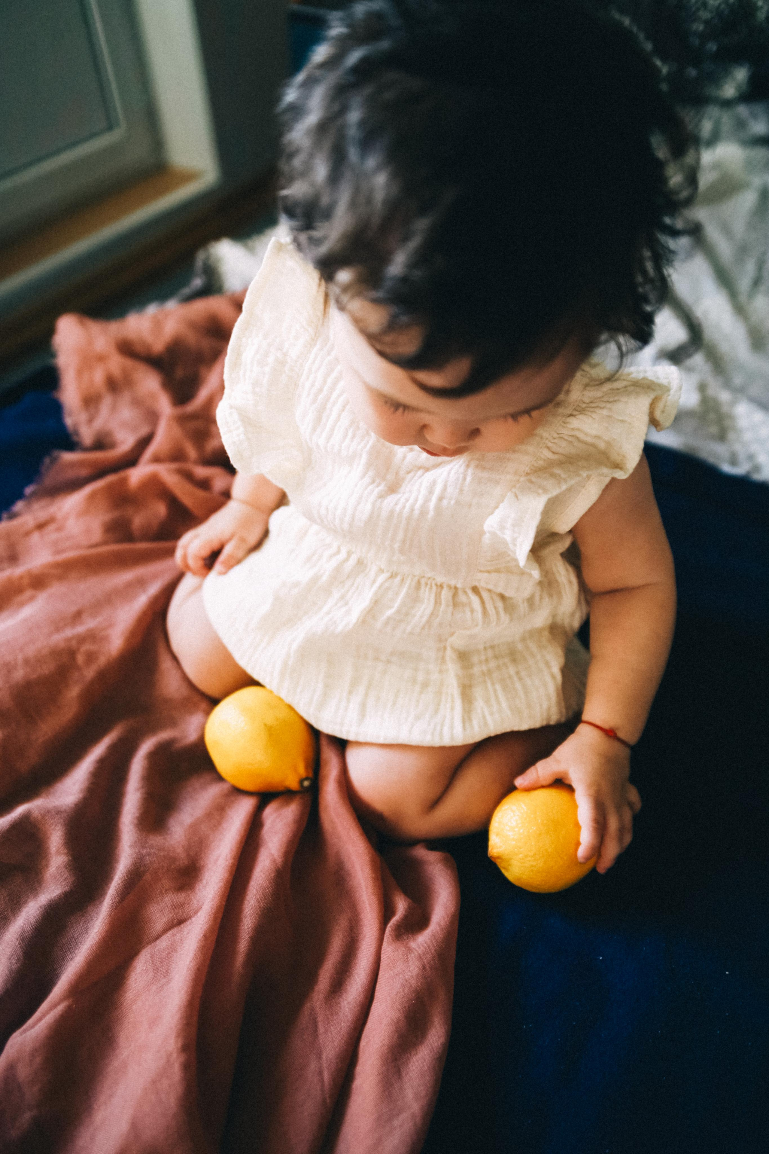 «Сёстры» (лайфстайл домашняя съемка). Фотограф Мурманск Лилия Маер