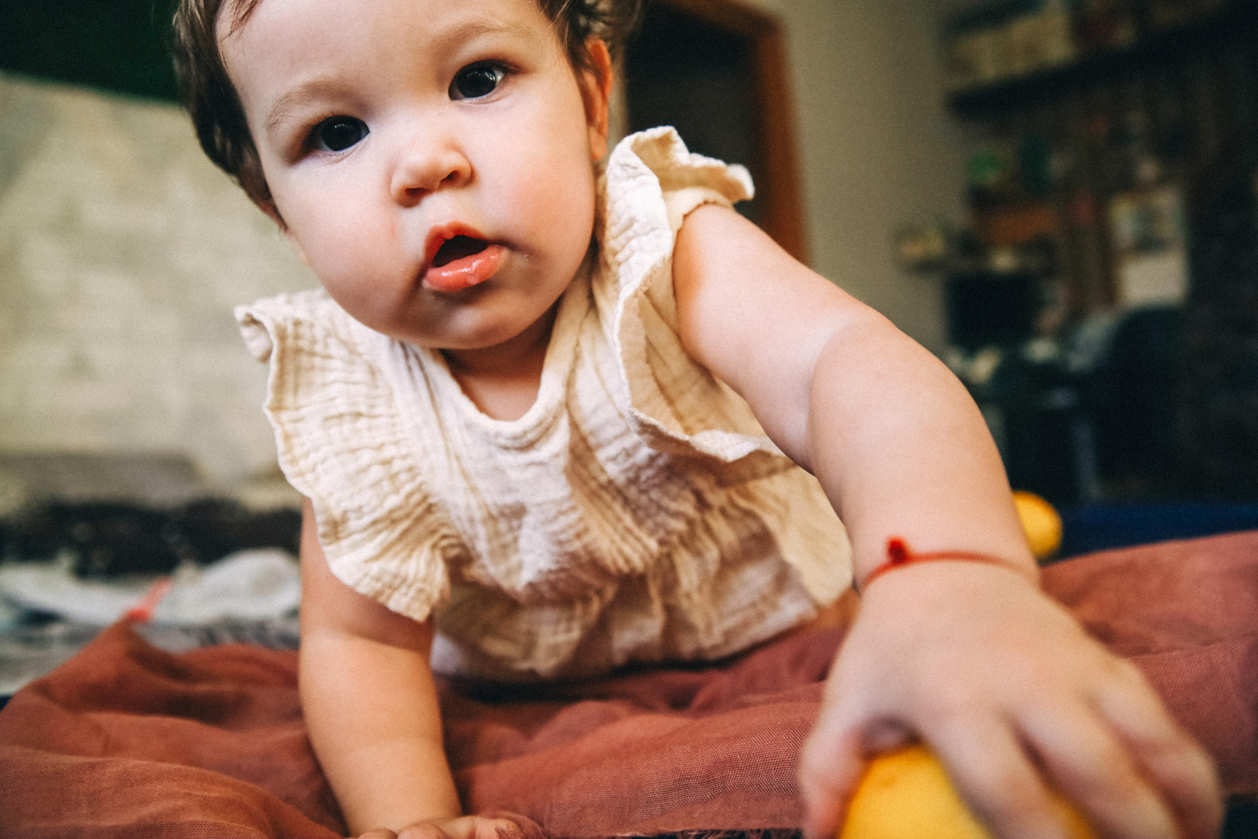 «Сёстры» (лайфстайл домашняя съемка). Фотограф Мурманск Лилия Маер