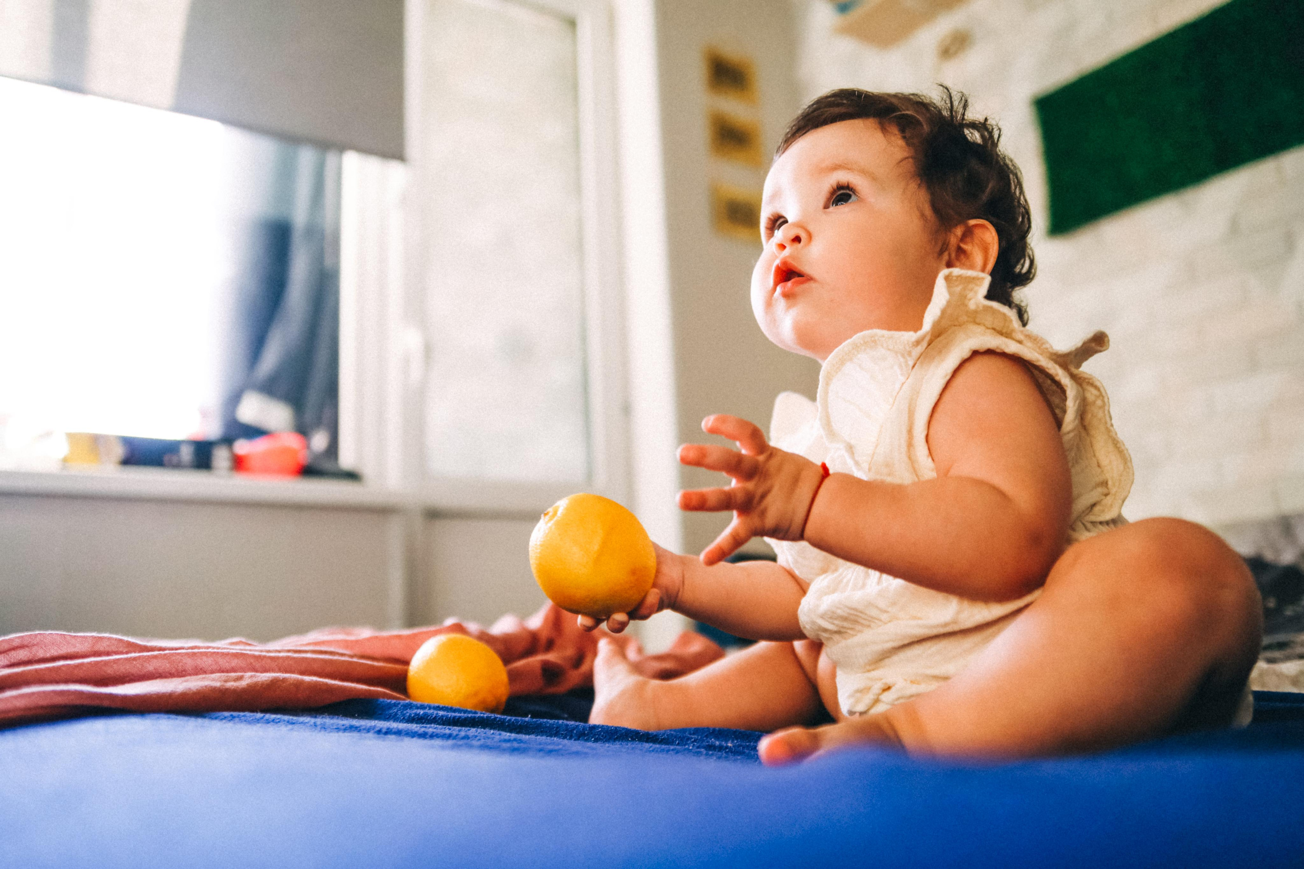 «Сёстры» (лайфстайл домашняя съемка). Фотограф Мурманск Лилия Маер