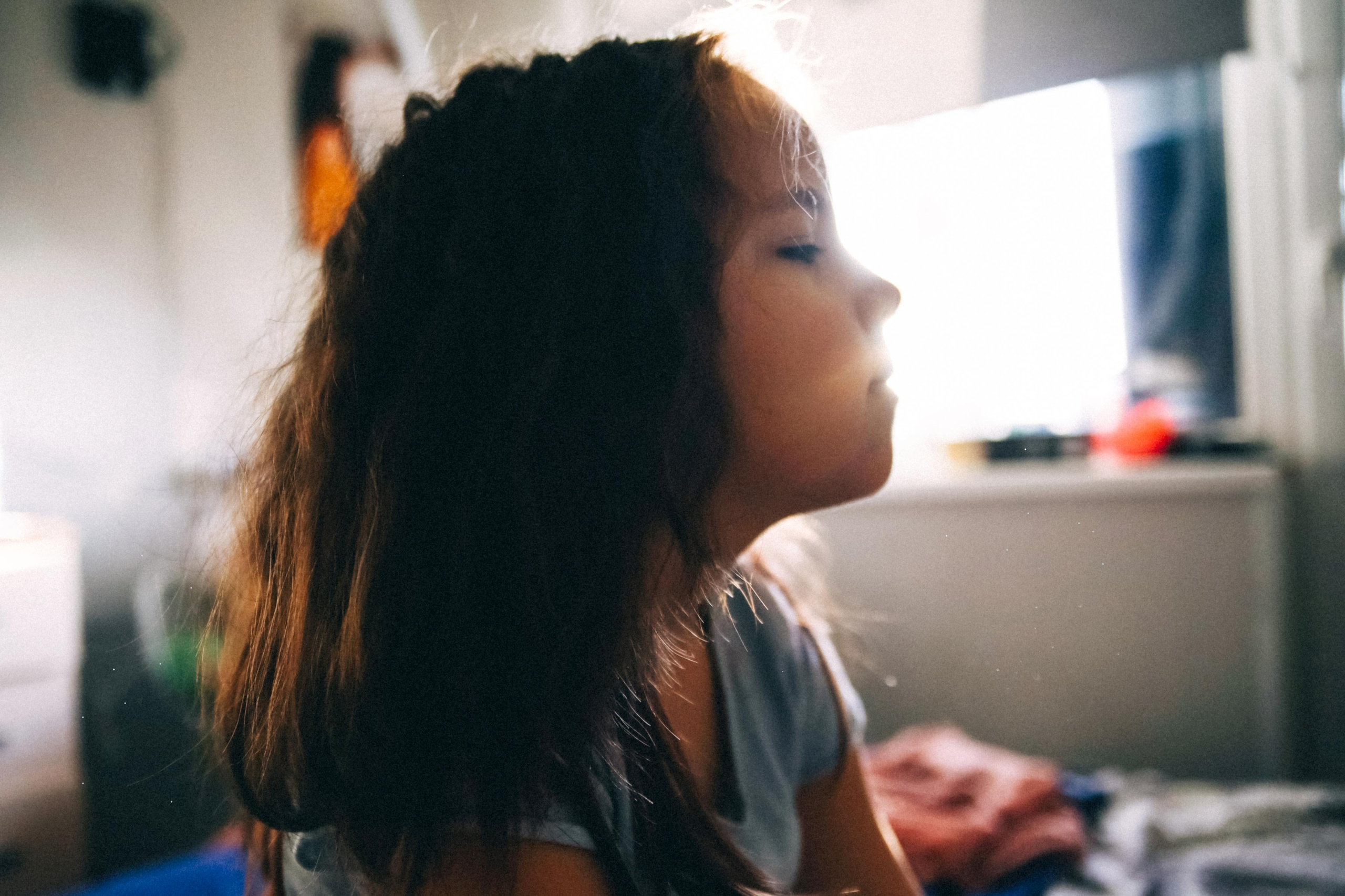 «Сёстры» (лайфстайл домашняя съемка). Фотограф Мурманск Лилия Маер