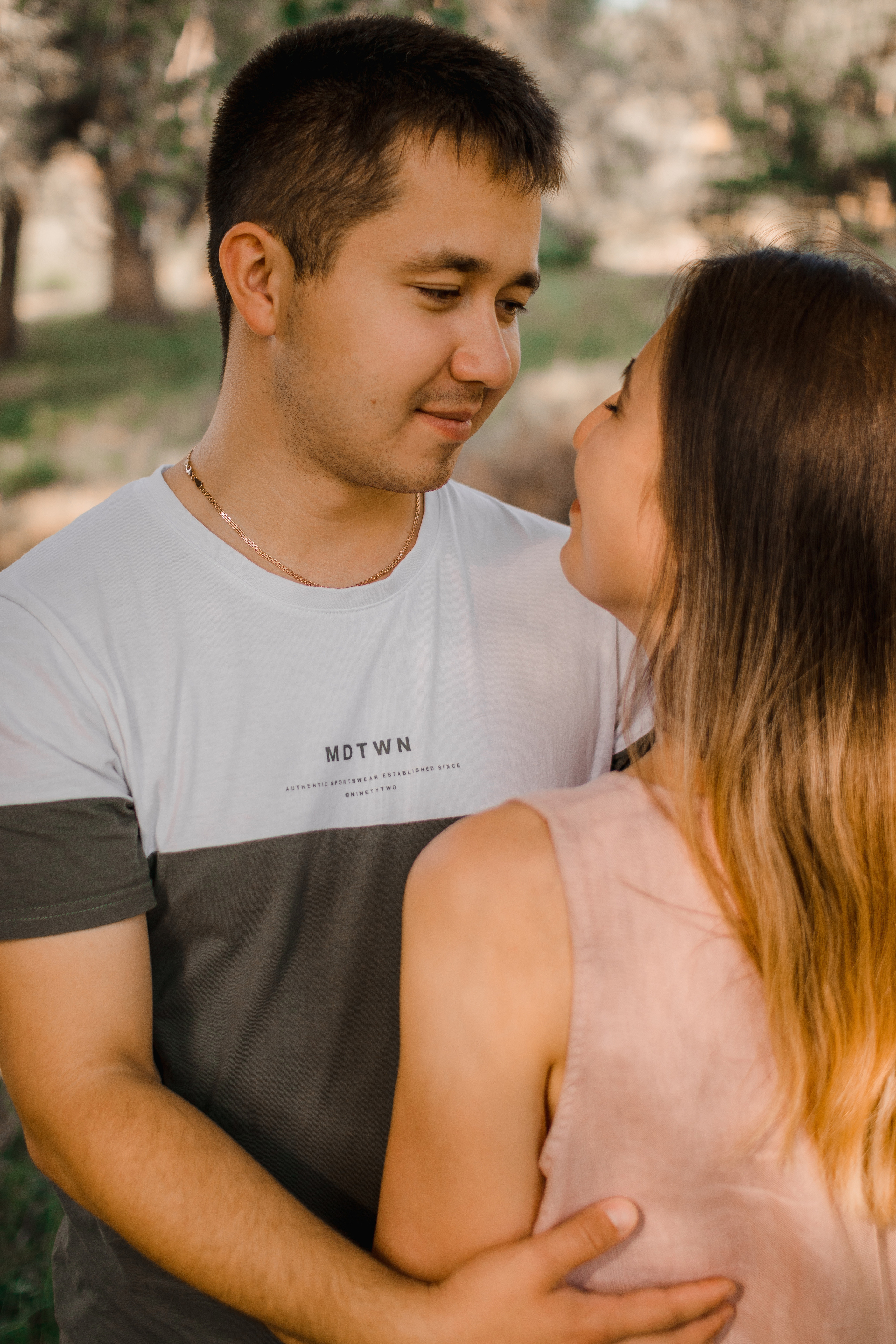 Семья Гайнуллиных на фотосессии «Пикник». Фотограф Мурманск Лилия Маер