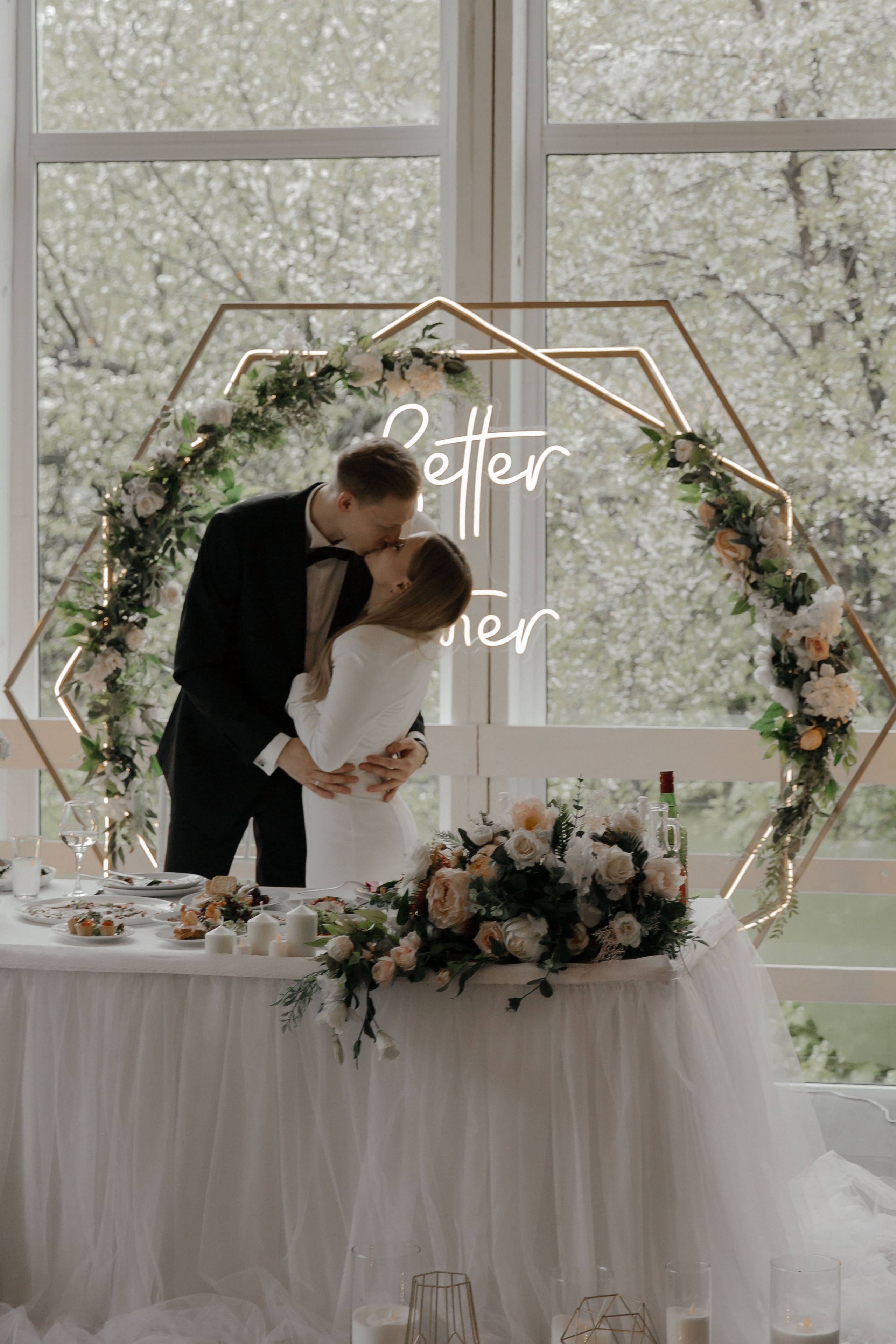 07.05.2024. RETOUCH-HOUSE