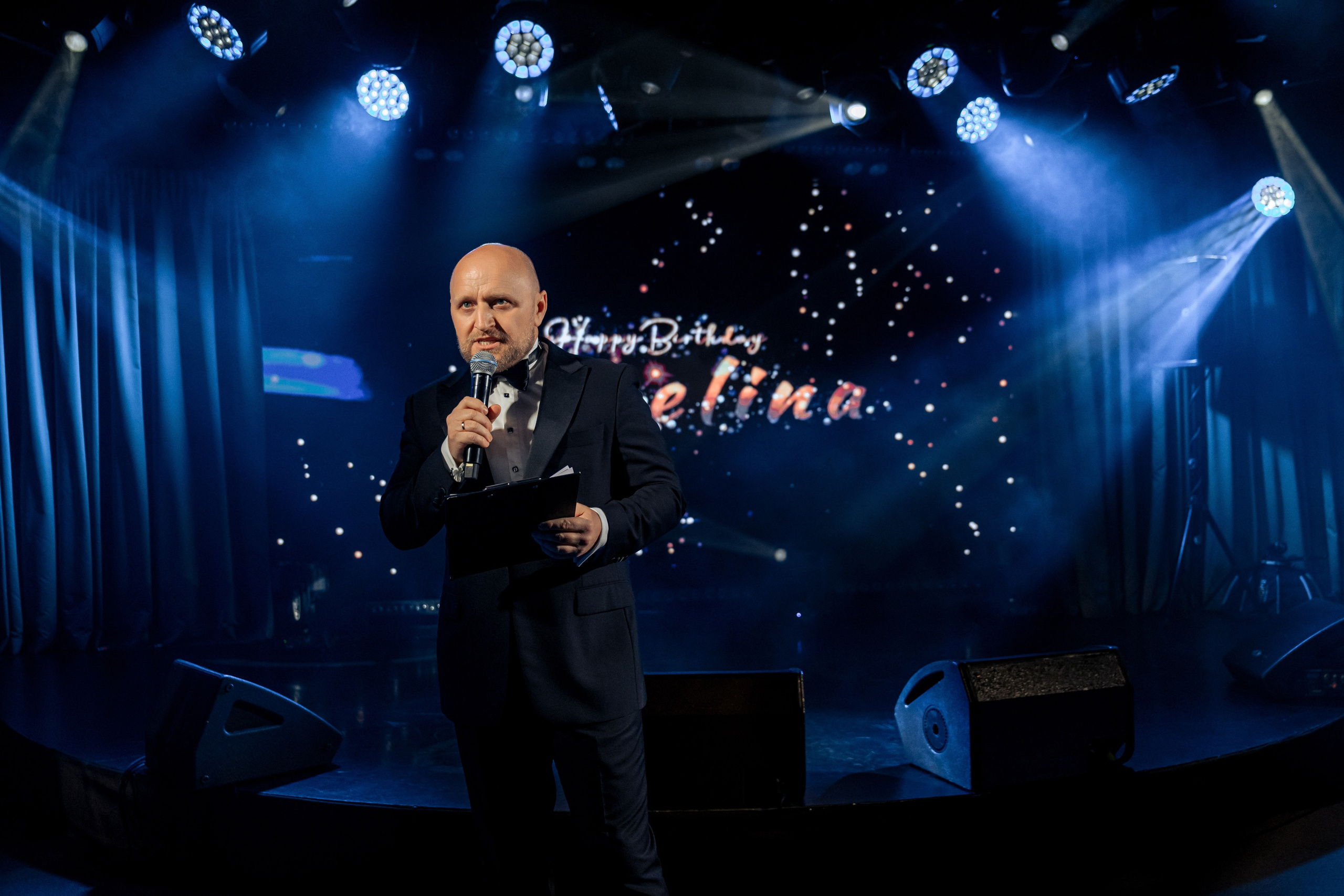 Happy Birthday. Максим Комаров — Профессиональный фотограф