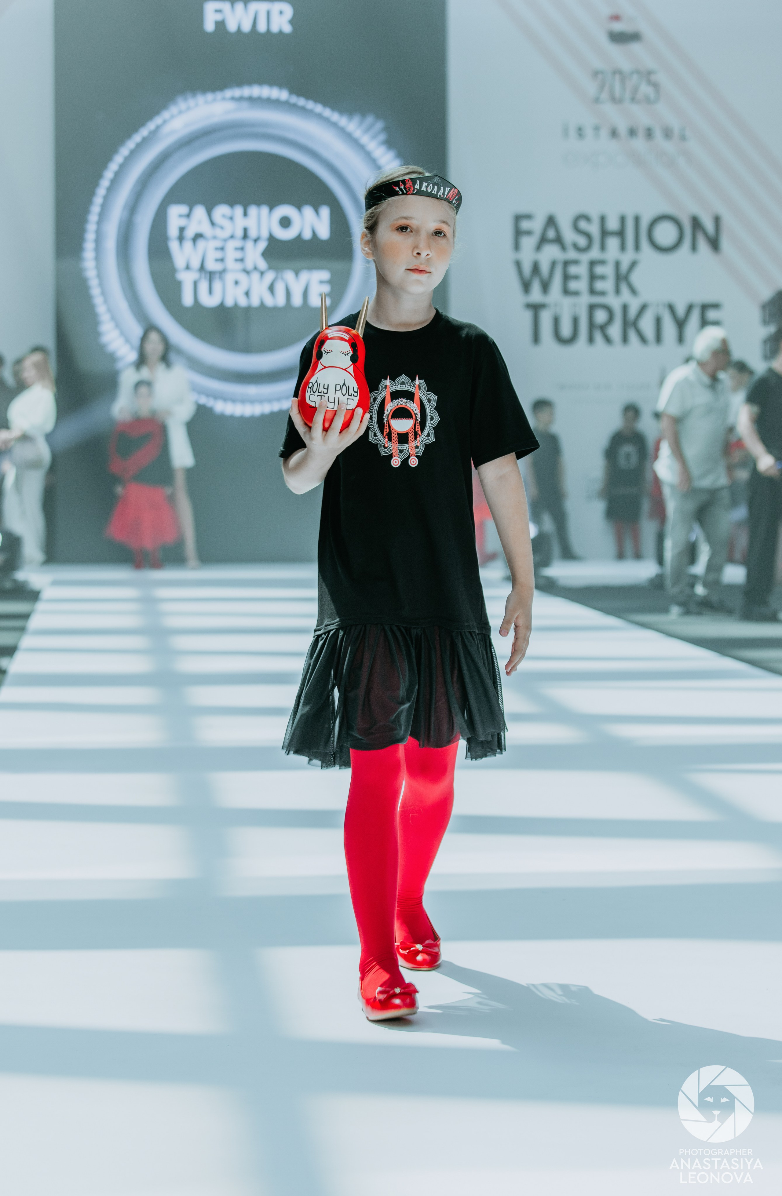 Fashion Week Türkiye [spring, 2025]. Anastasia Leonowa