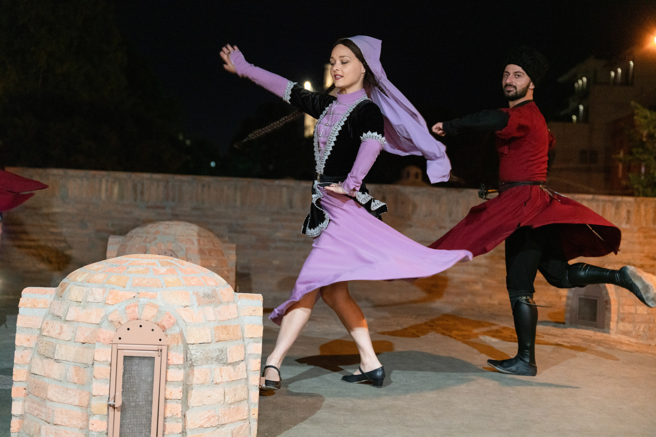 ТБИЛИСИ. ПОБУДЬ ЗДЕСЬ И ЦЕЛЕЕ БУДЕТ ЭТОТ МИР