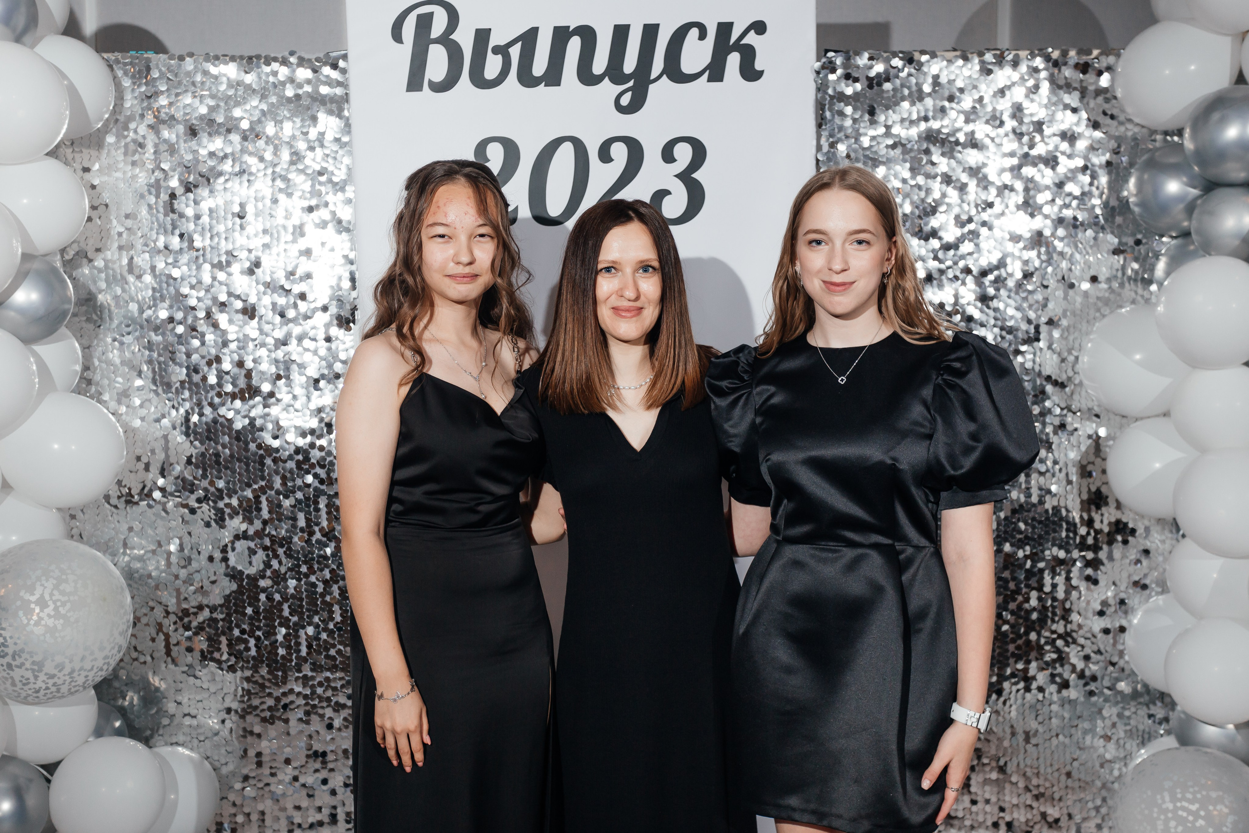 Выпускной 11 «А». Школа № 42. Свадебный фотограф в Краснодаре Николай Крауз