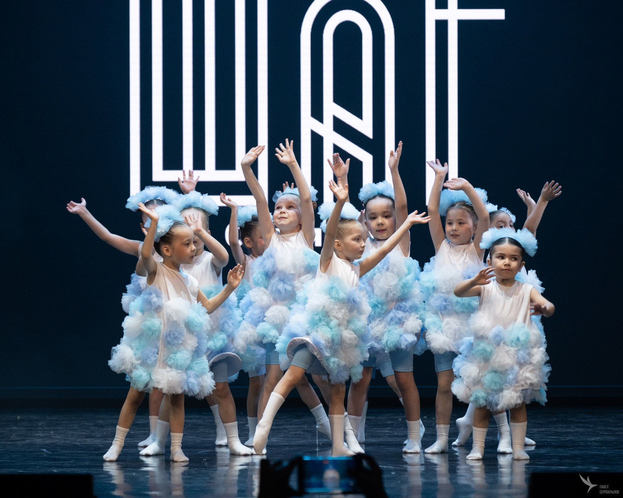 Отчетный концерт студии танца «ШАГ». Репортажный фотограф в Казани Павел Серпокрылов