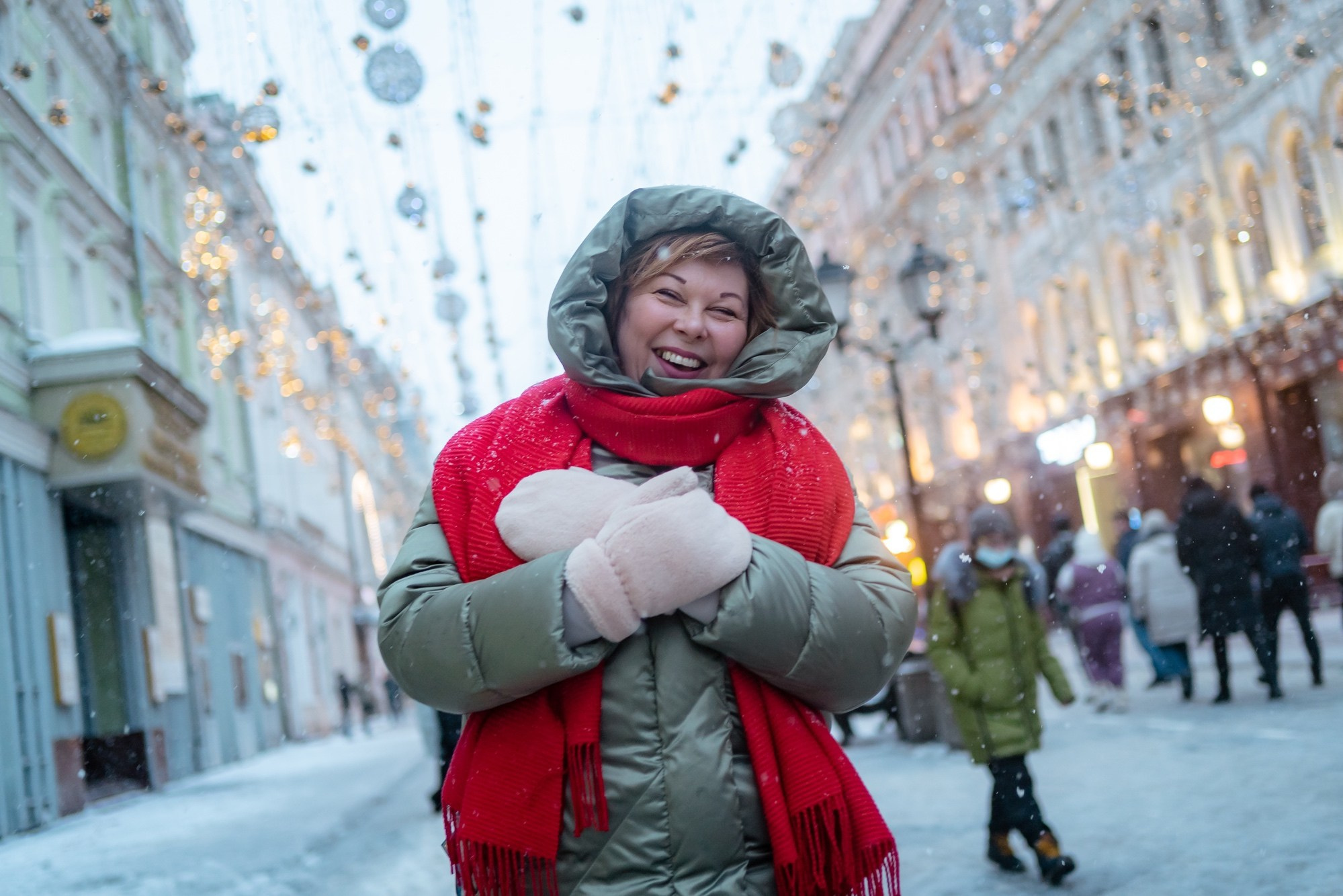 Юля с семьей в центре. Семейный фотограф Варвара Сорока в городе Москве