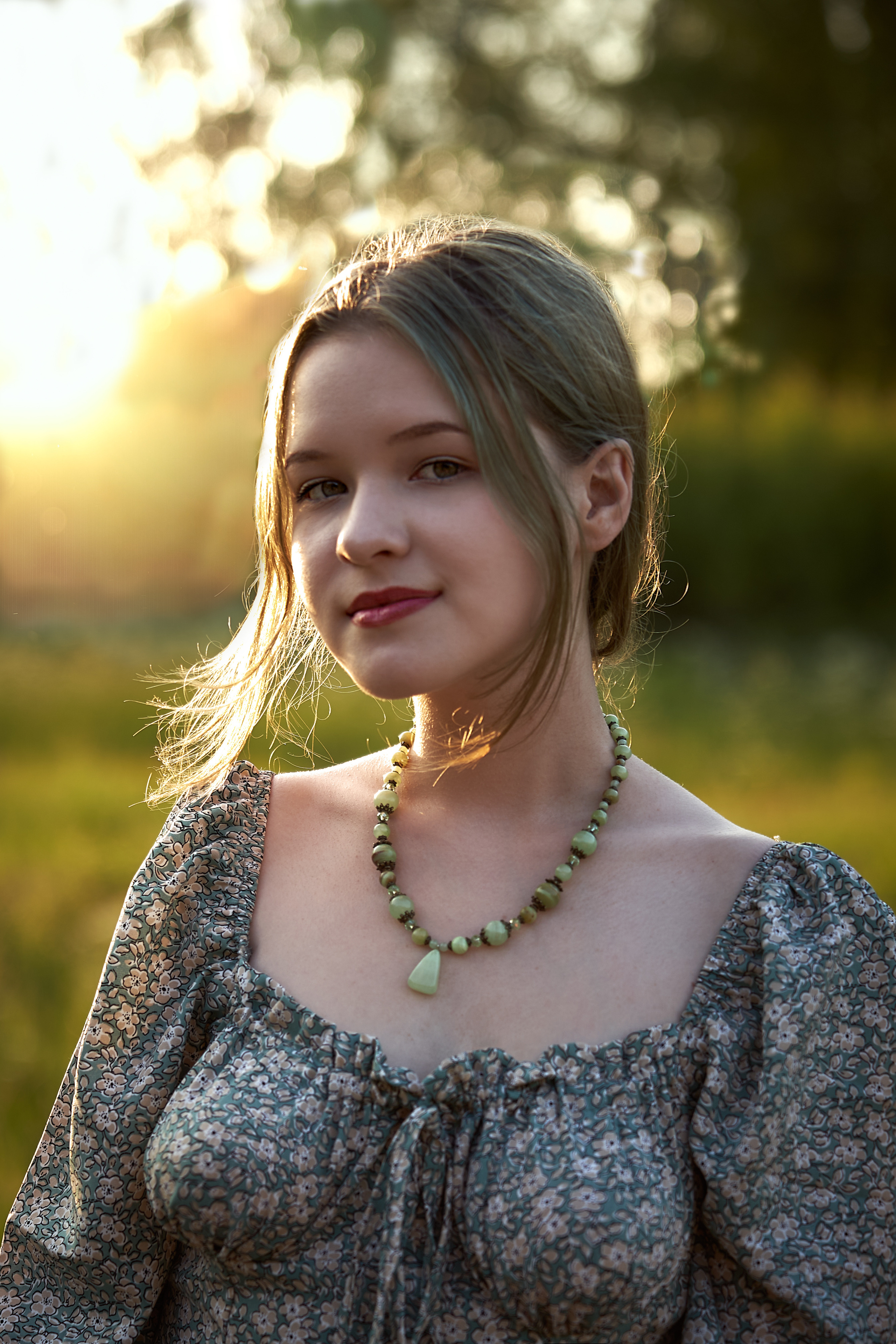 Портрет на закате, фотосессия на закате, дачные зарисовки, летняя фотосессия