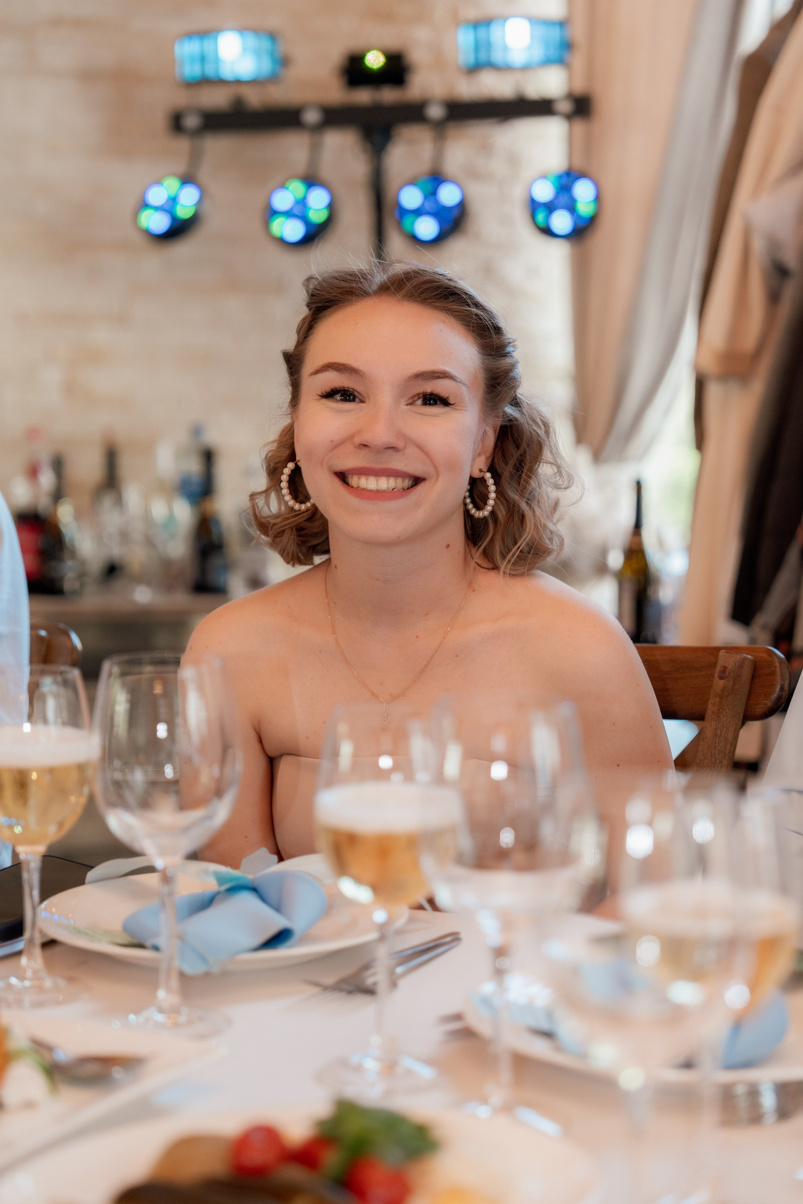 Алиса и Влад. Полный свадебный день (утро, усадьба, прогулка, выездная регистрация, банкет). Дата съемки 26.04.2025. Свадебный фотограф Москва