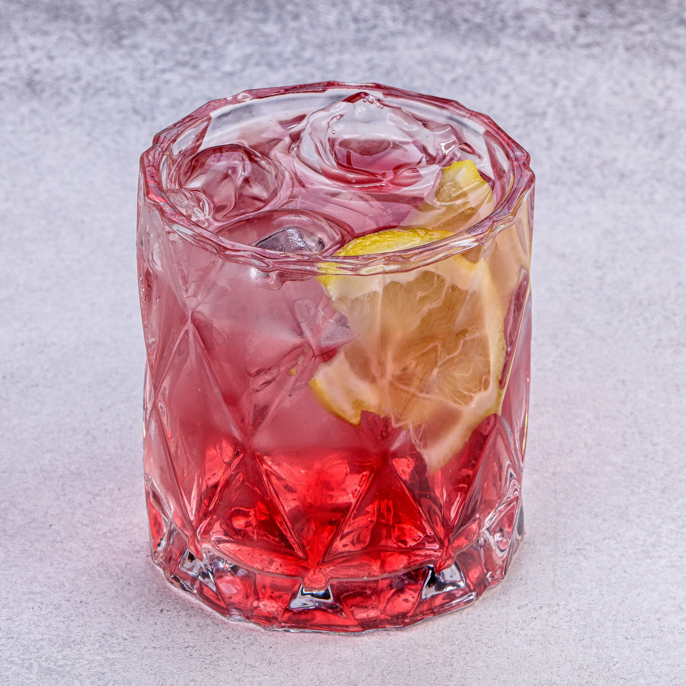 Фотосъемка суши и роллов. Заказ по тел.: +7 (906) 006-90-22. Фуд-фотограф Андрей Старостин — съемка еды в Москве. 9000 руб. в час