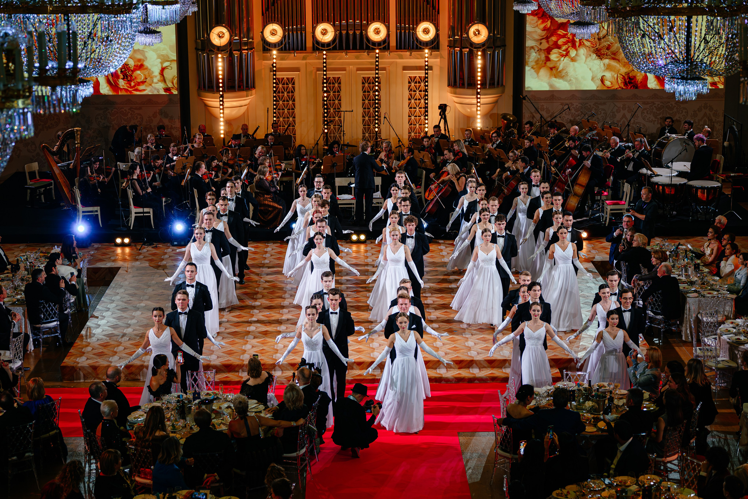 Петровский бал 2025. Коммерческий фотограф в Санкт-Петербурге Анна Кобзарь