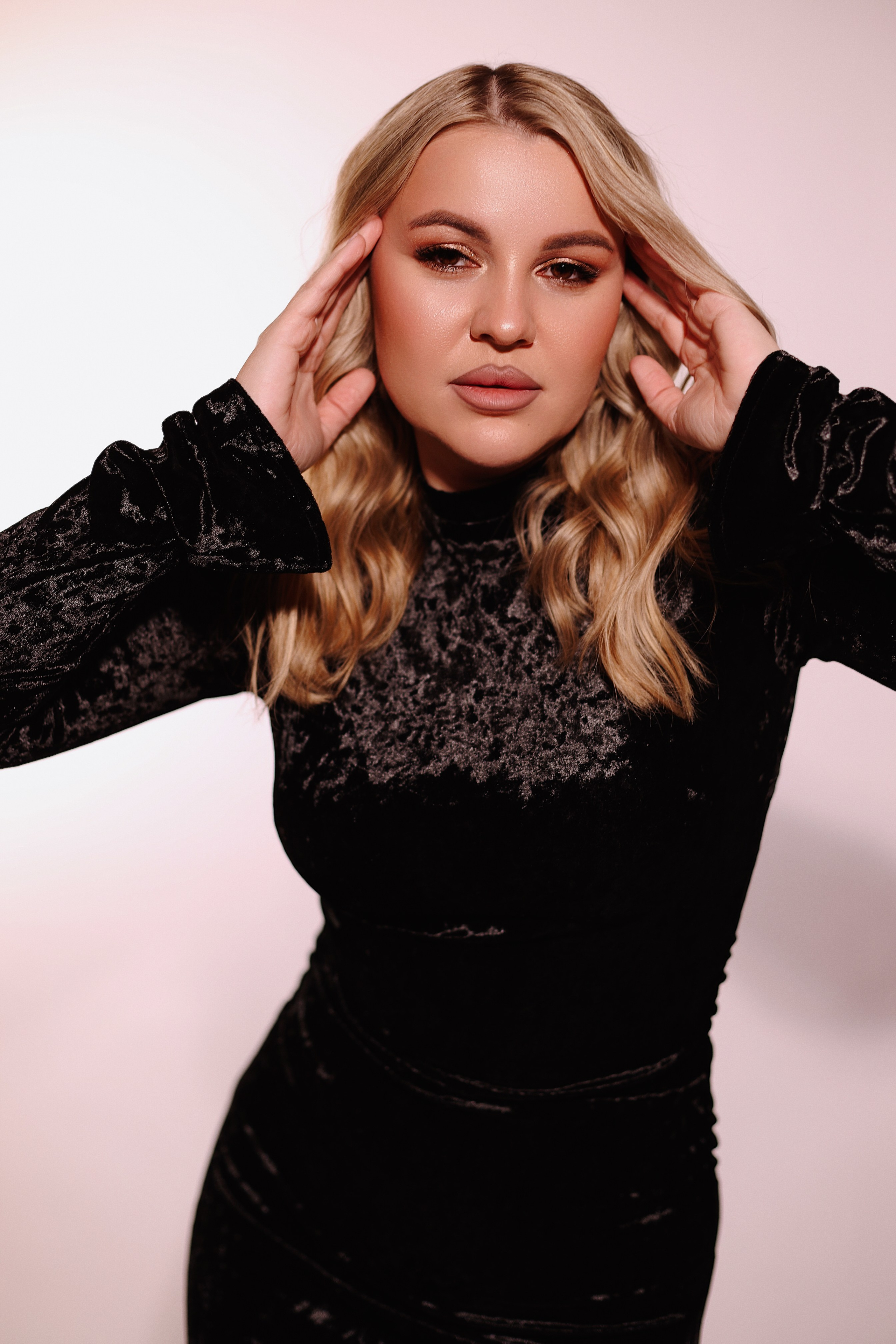 Фотограф. Творческая студия Stories в Кемерово | Мастер-классы и мероприятия