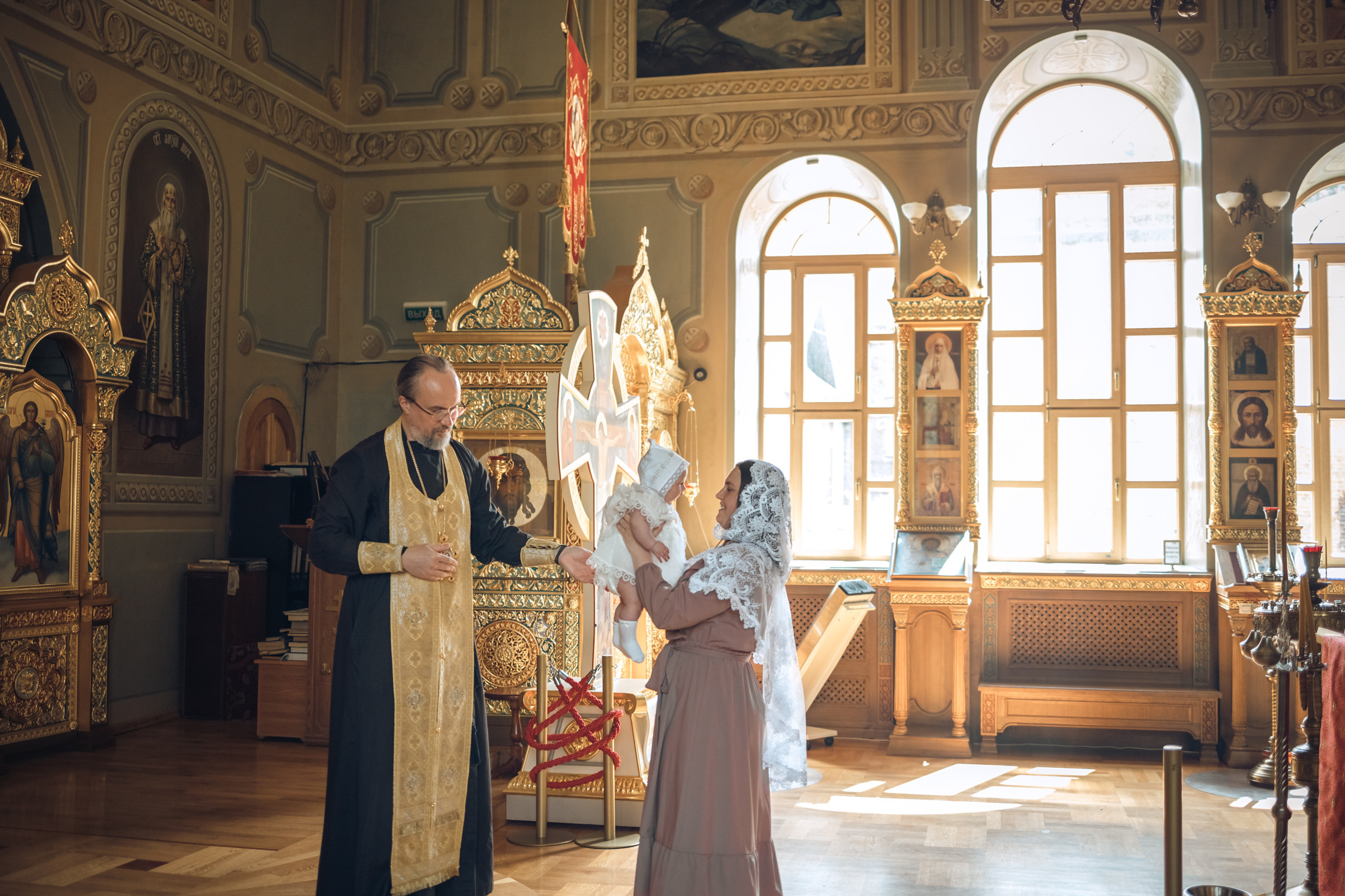 Таинство крещения Варвары. Фотограф на крещение и венчание в Самаре и Тольятти Елена Арди