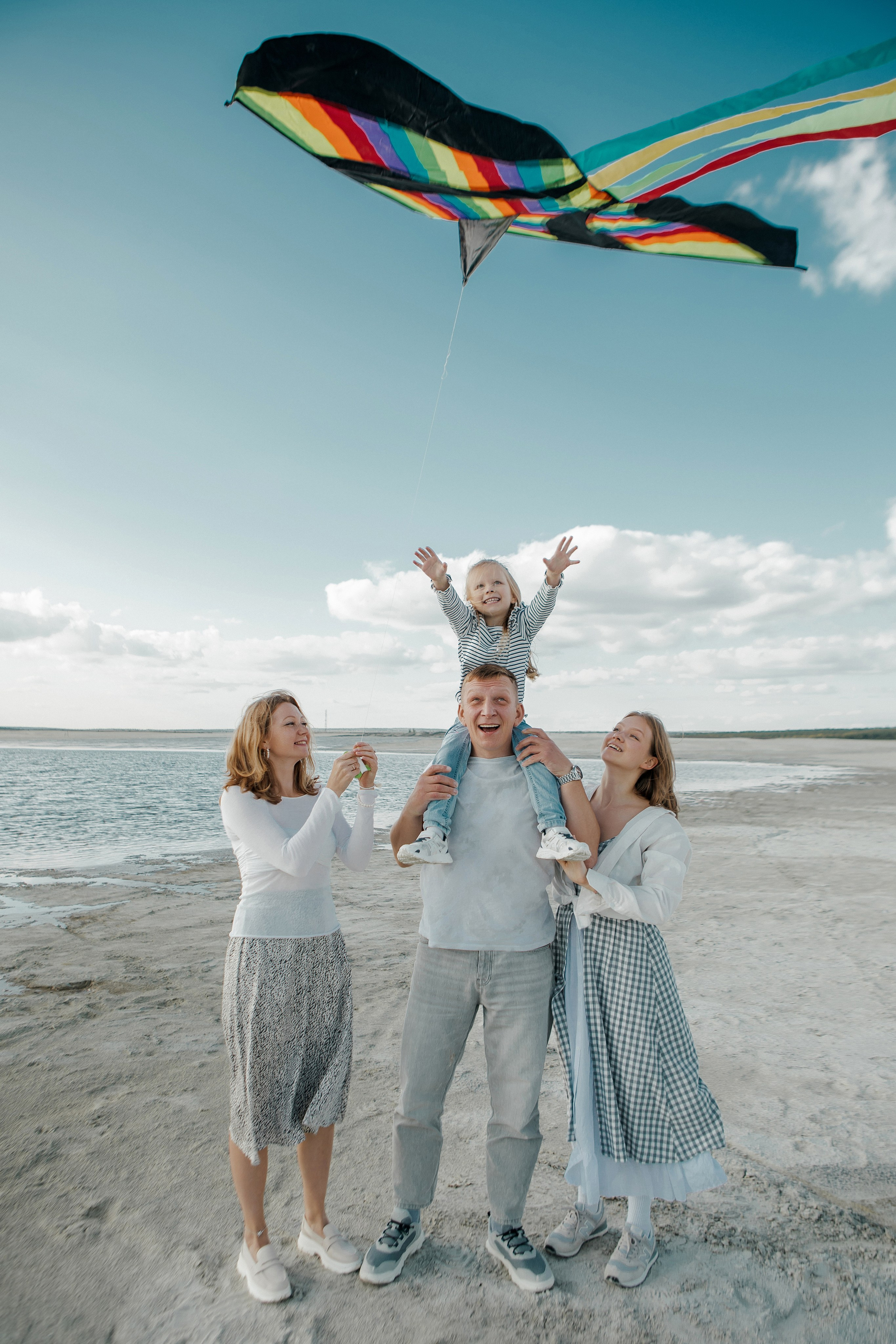 Семейная фотосессия в песках. Свадебный и семейный фотограф Ибрагимова Мария из Екатеринбурга