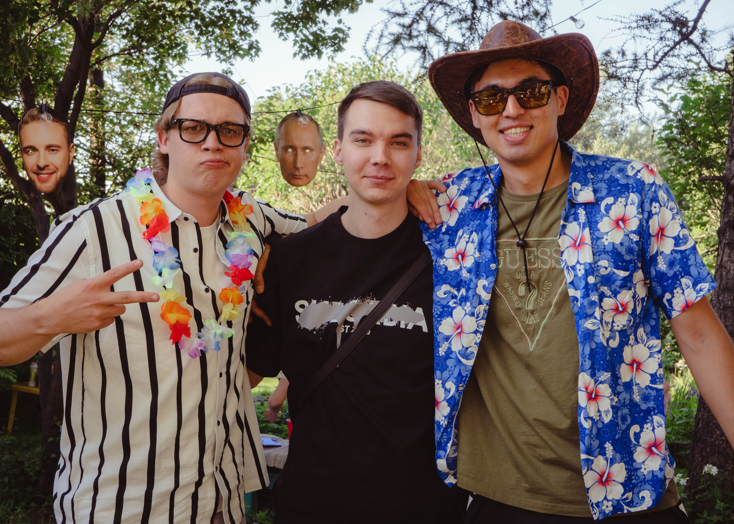 Гавайская вечеринка. Кир Анисин. Режиссер & фотограф